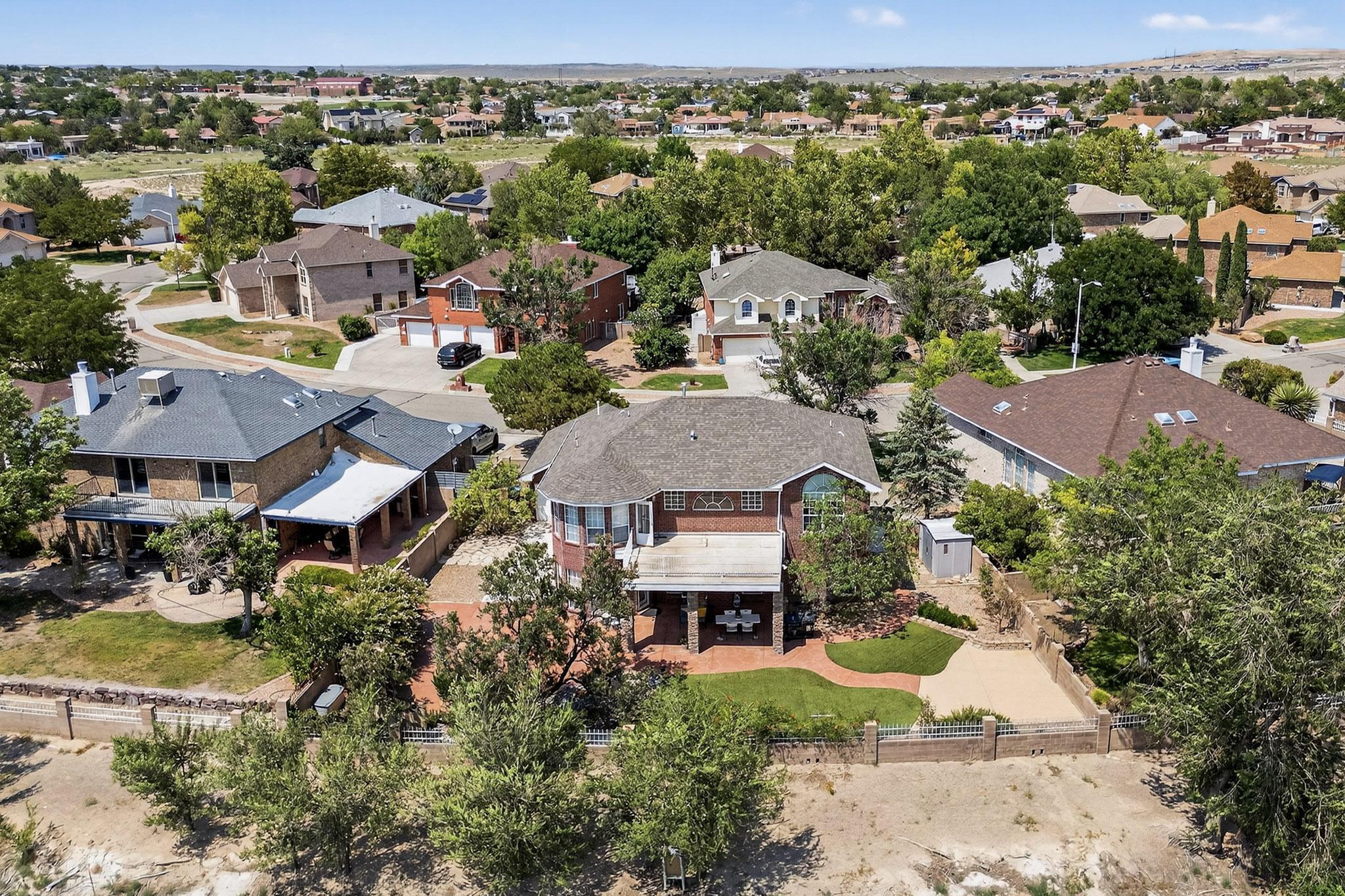 2840 W ISLAND Loop SE