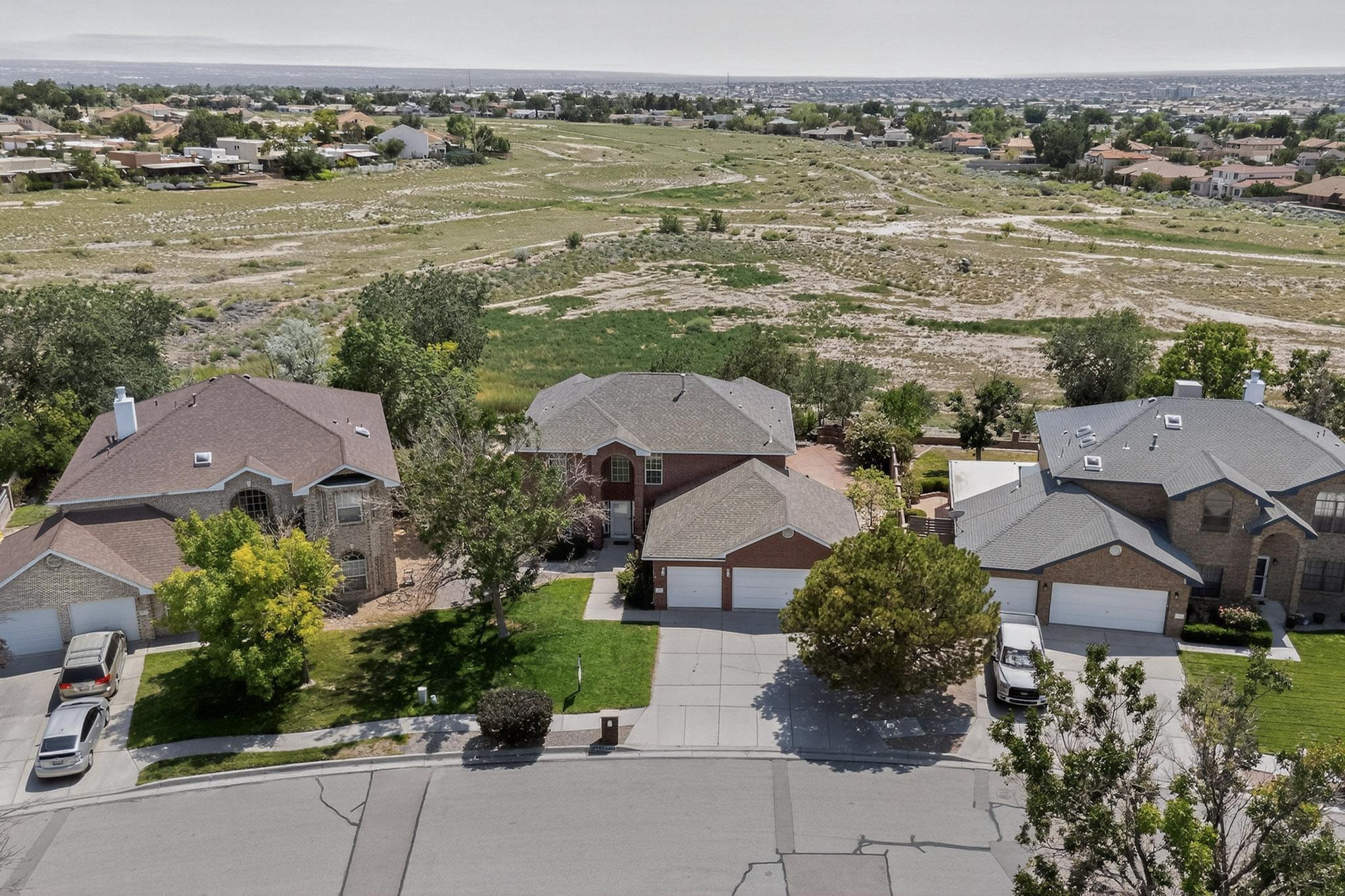 2840 W ISLAND Loop SE