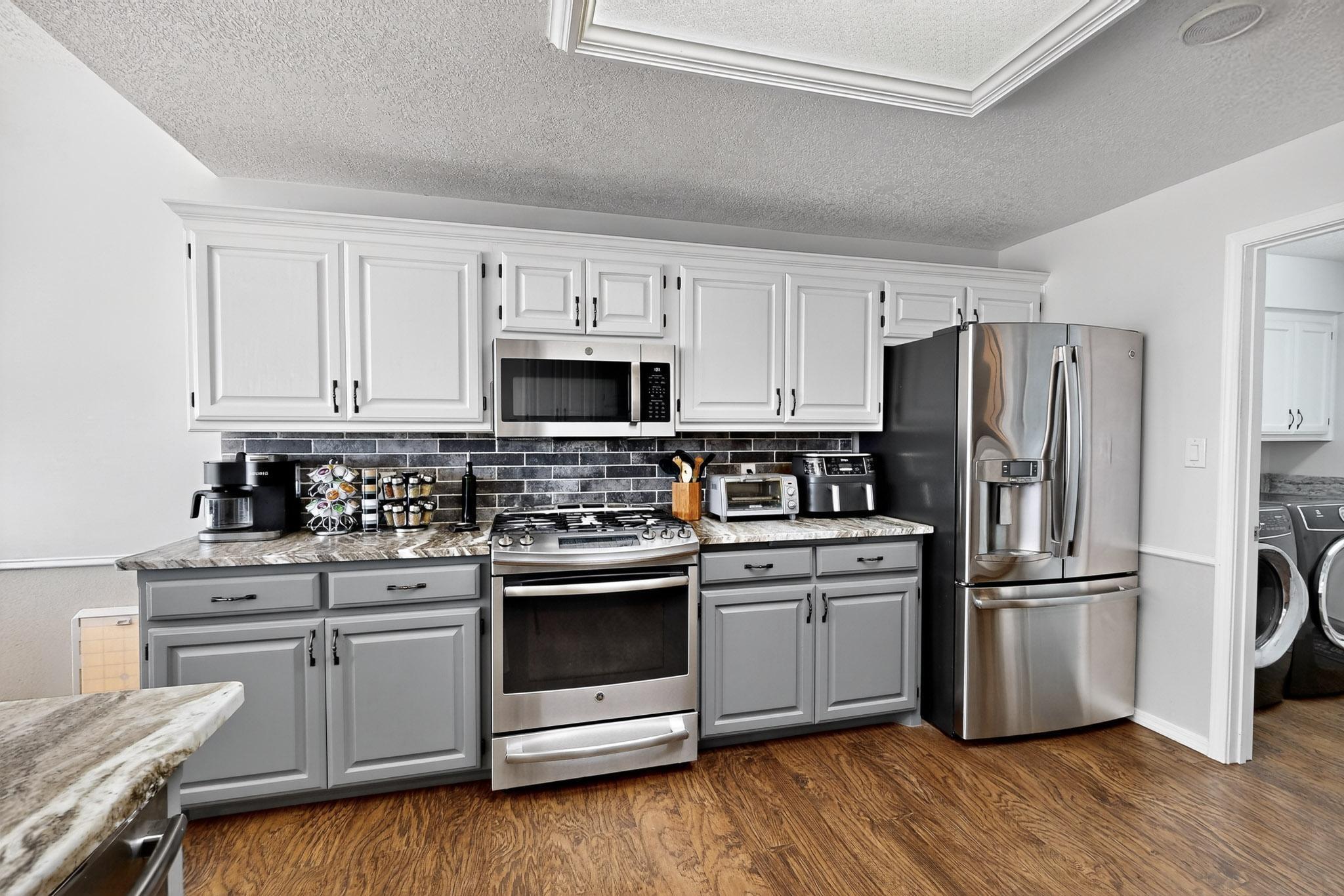 2840 W ISLAND Loop SE