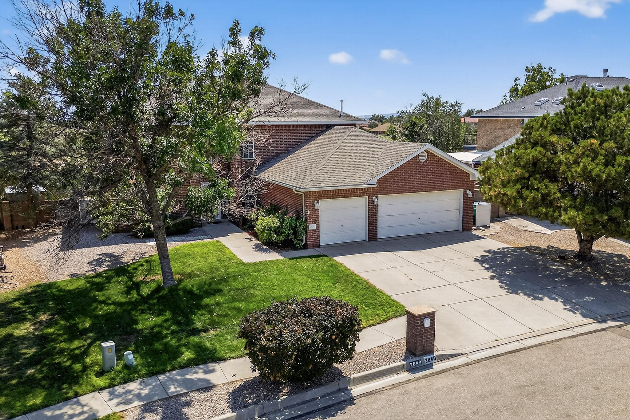 2840 W ISLAND Loop SE