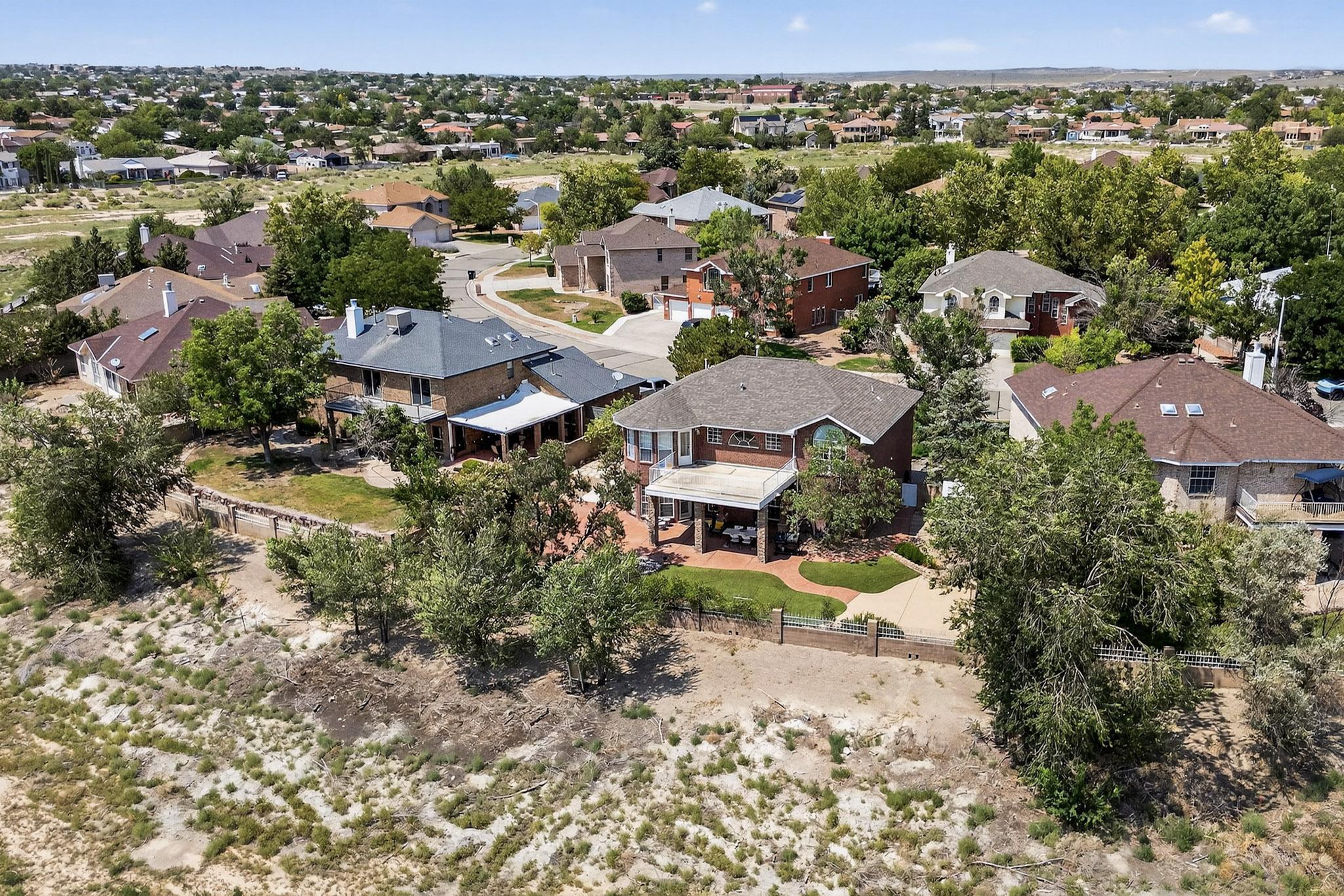 2840 W ISLAND Loop SE