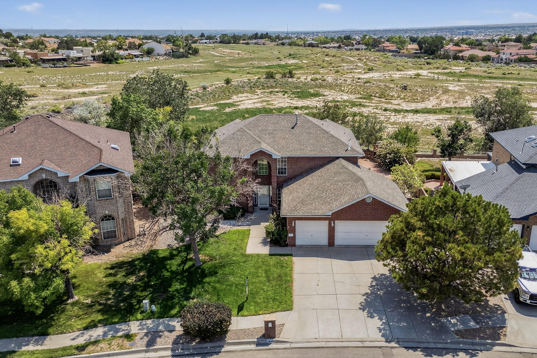 2840 W ISLAND Loop SE