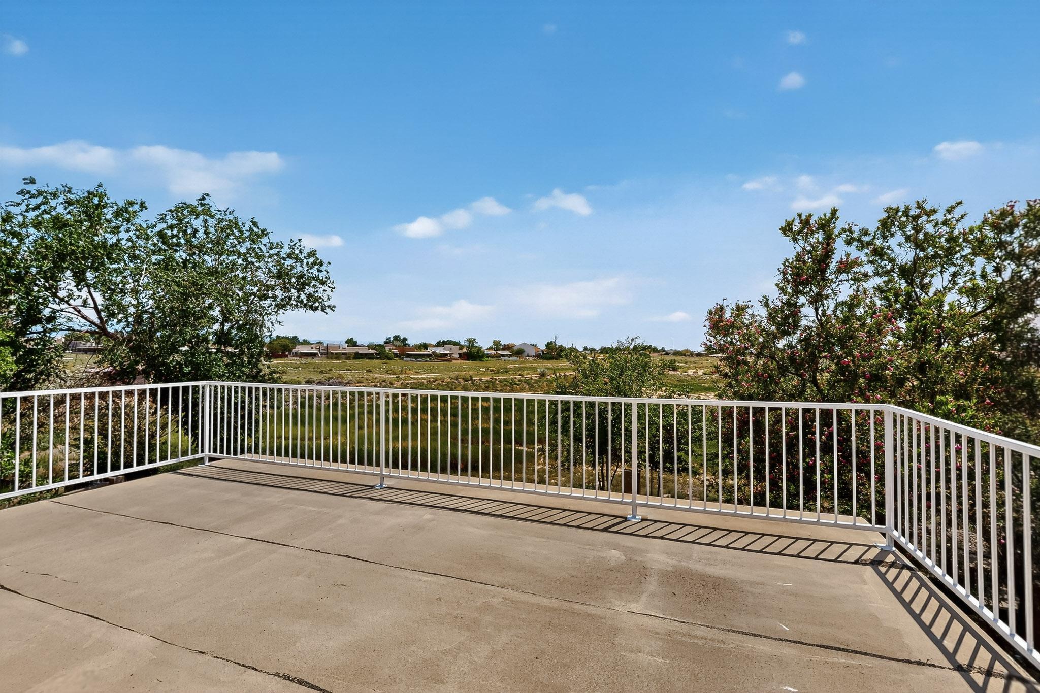 2840 W ISLAND Loop SE