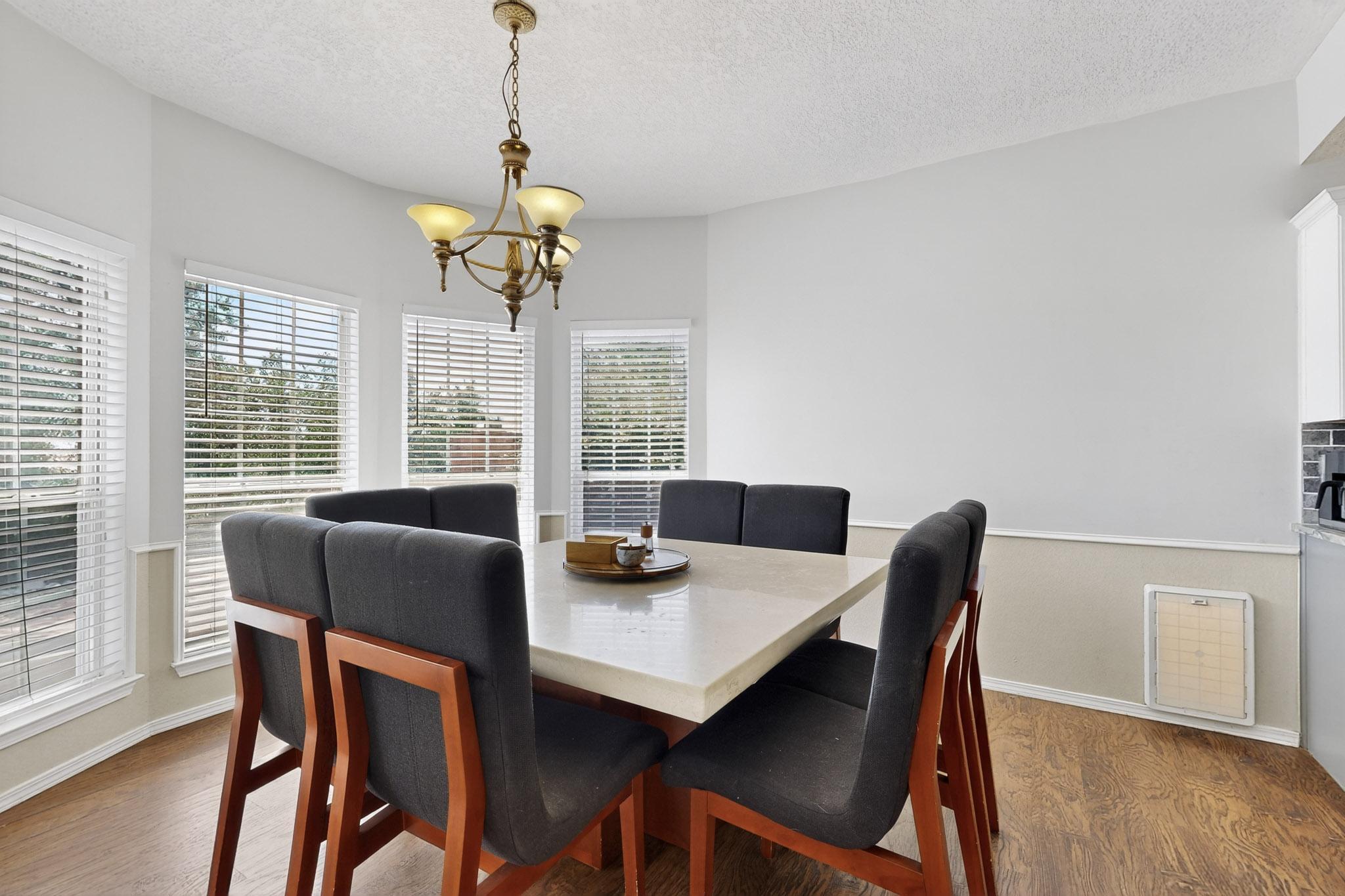 2840 W ISLAND Loop SE