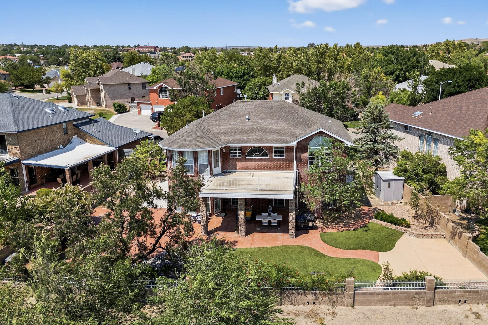 2840 W ISLAND Loop SE