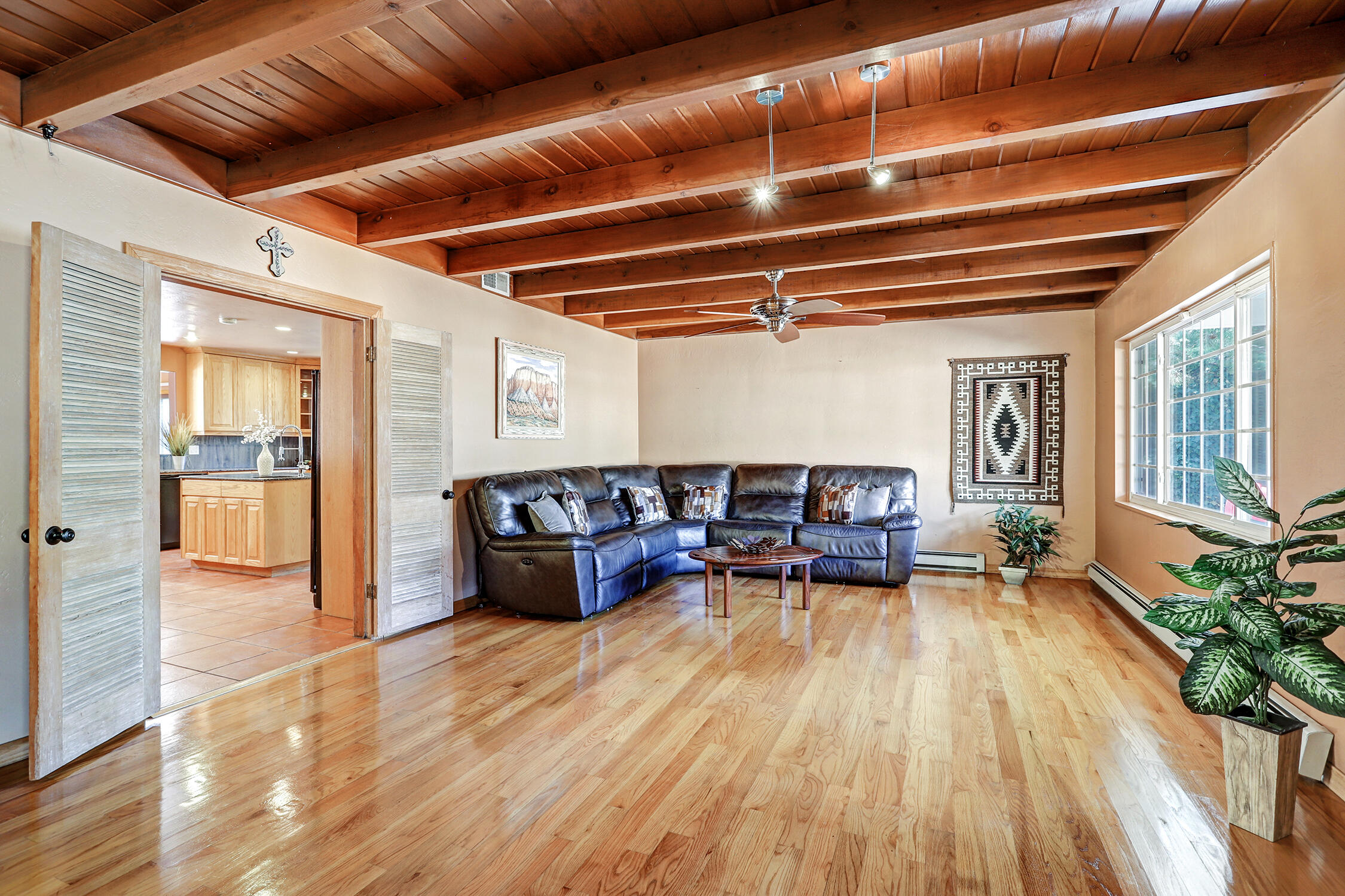 1306 WASHINGTON Street NE