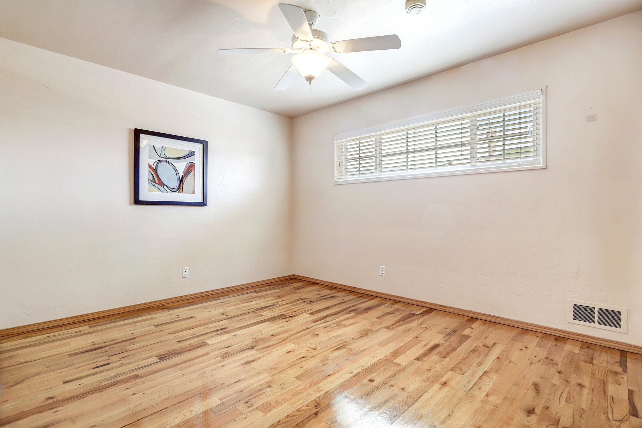 1306 WASHINGTON Street NE