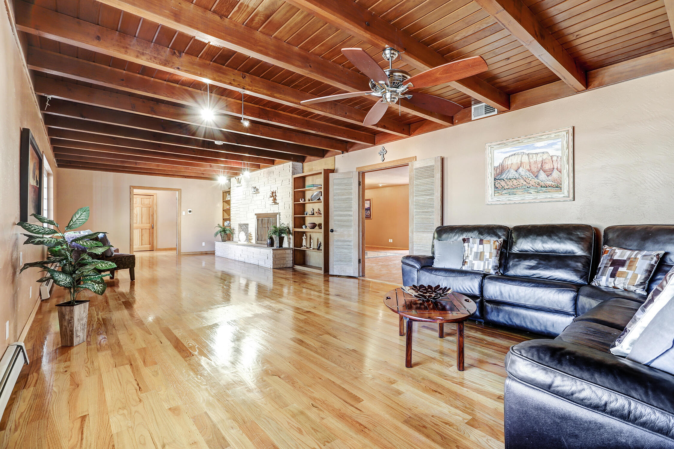 1306 WASHINGTON Street NE