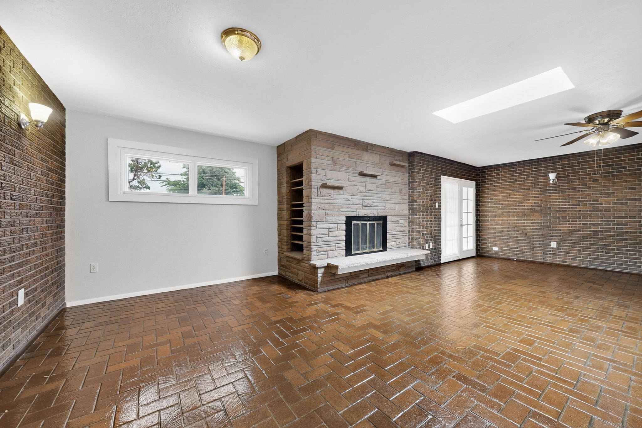 4109 DELAMAR Avenue NE