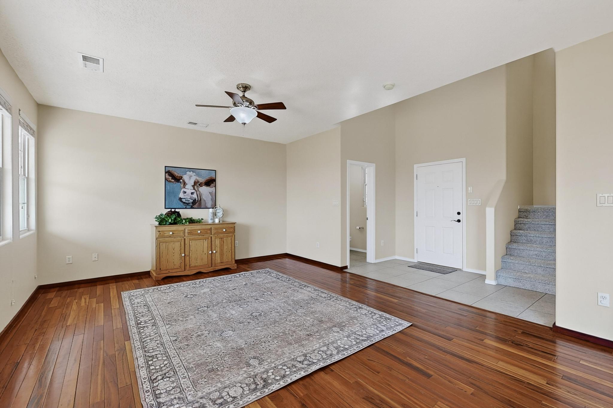 3820 BUCKSKIN Loop NE