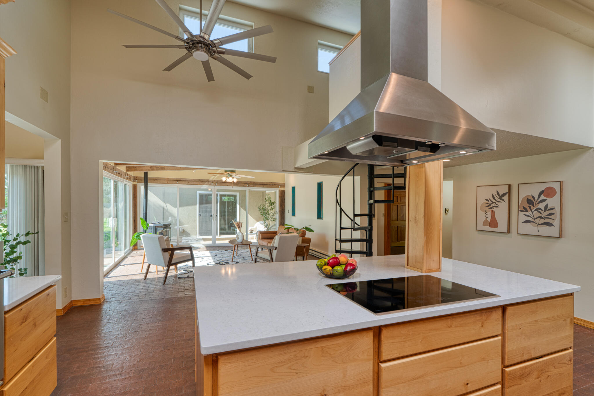 336 CAMINO DEL ORO