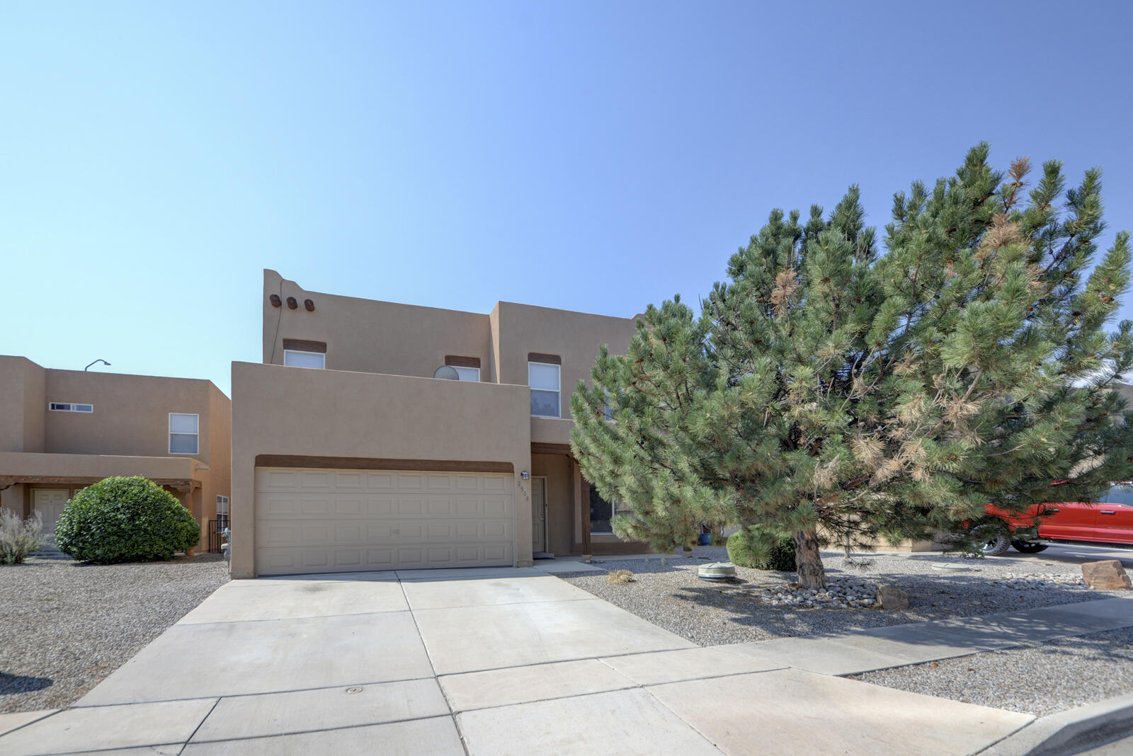 2504 SARITA Avenue NW