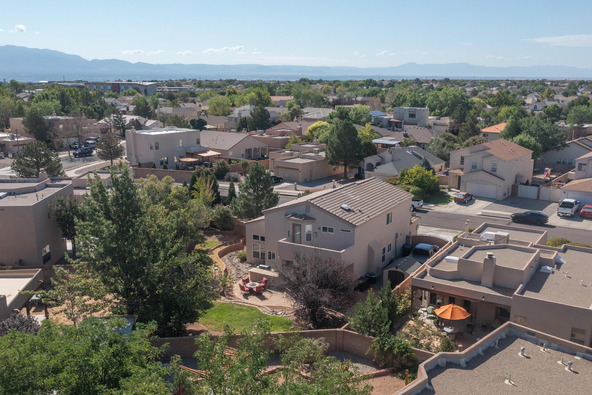 7009 TERRAZAS Road NW