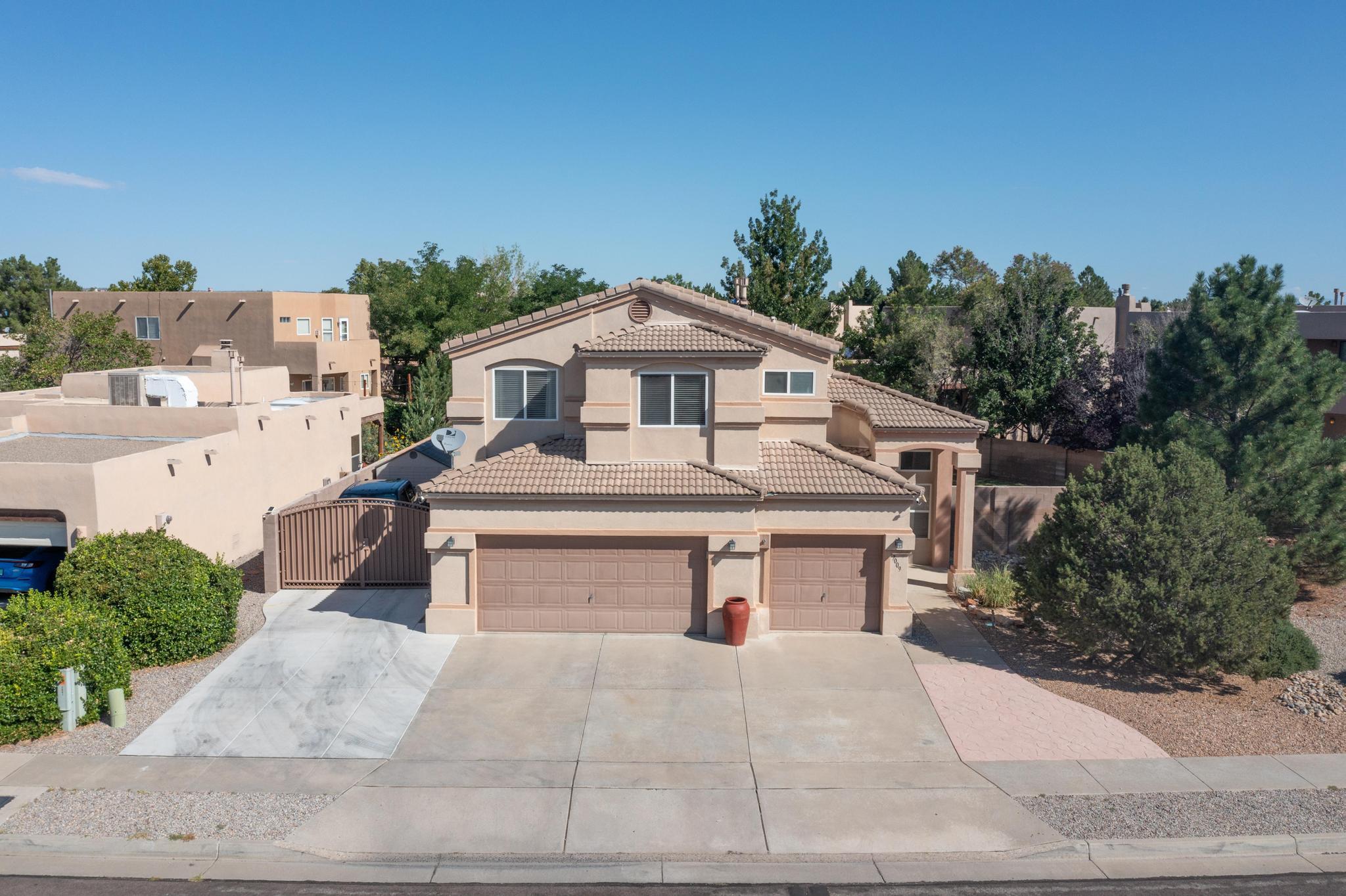 7009 TERRAZAS Road NW