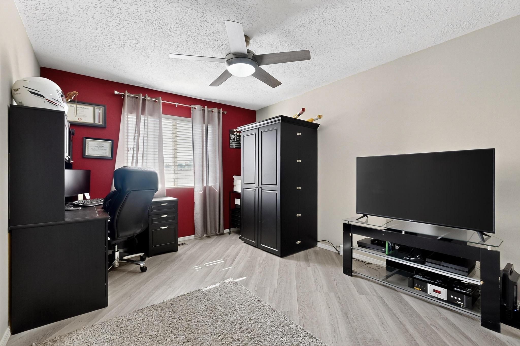 7009 TERRAZAS Road NW