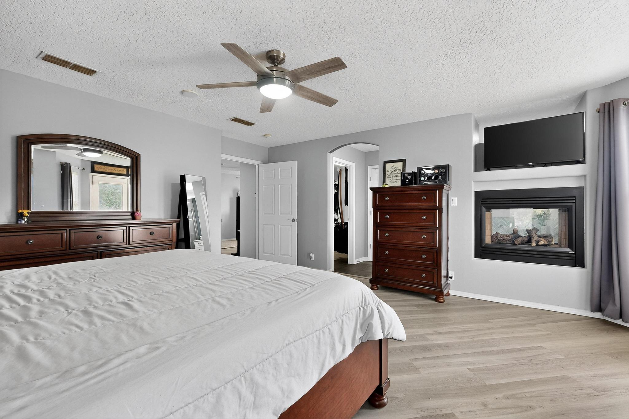 7009 TERRAZAS Road NW