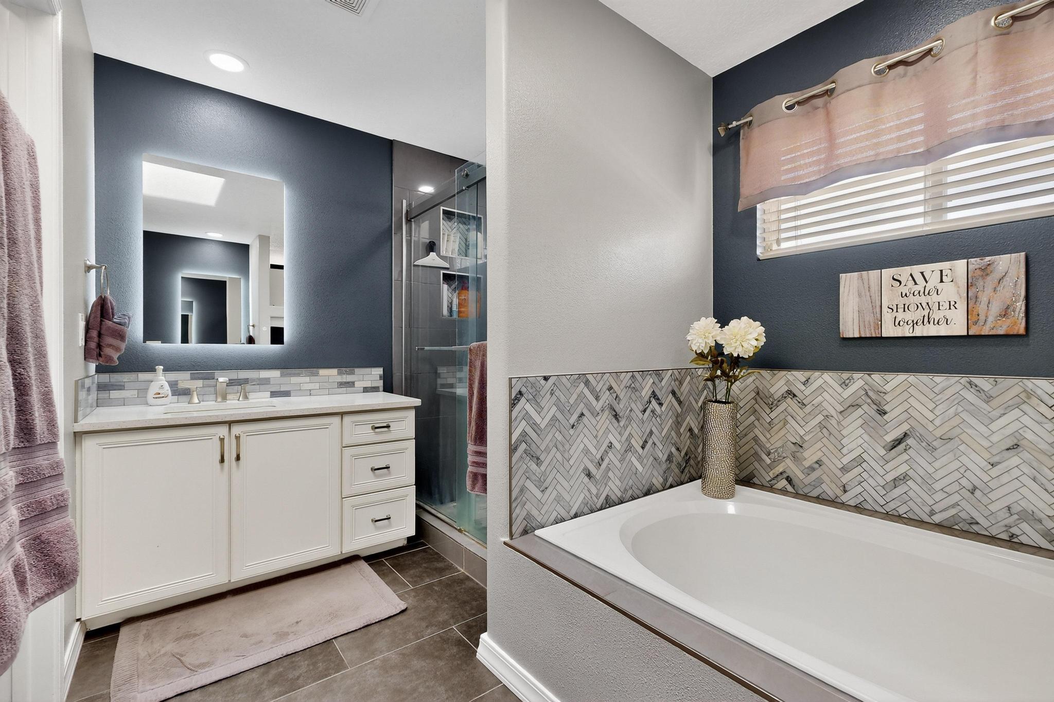 7009 TERRAZAS Road NW