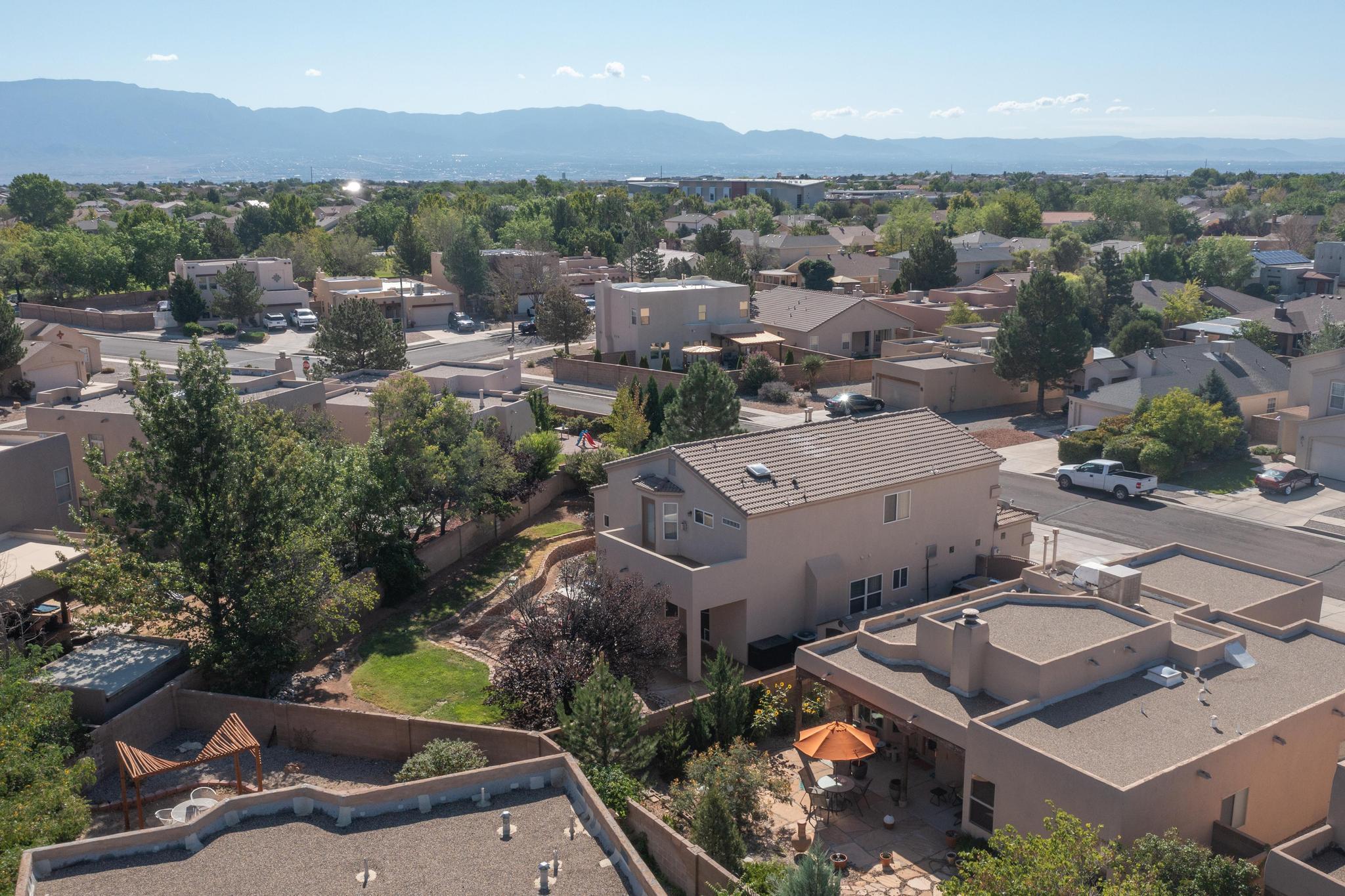 7009 TERRAZAS Road NW