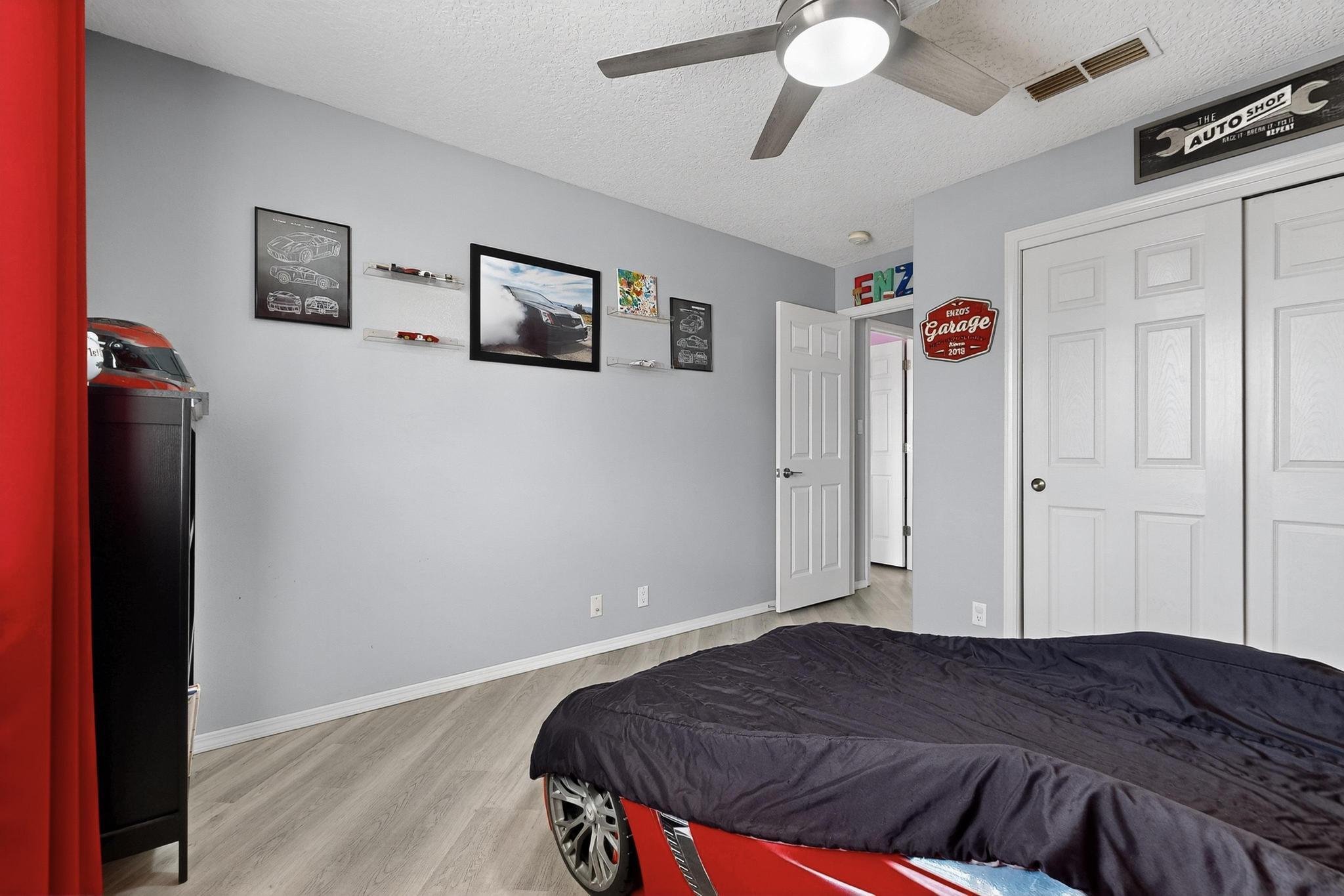 7009 TERRAZAS Road NW