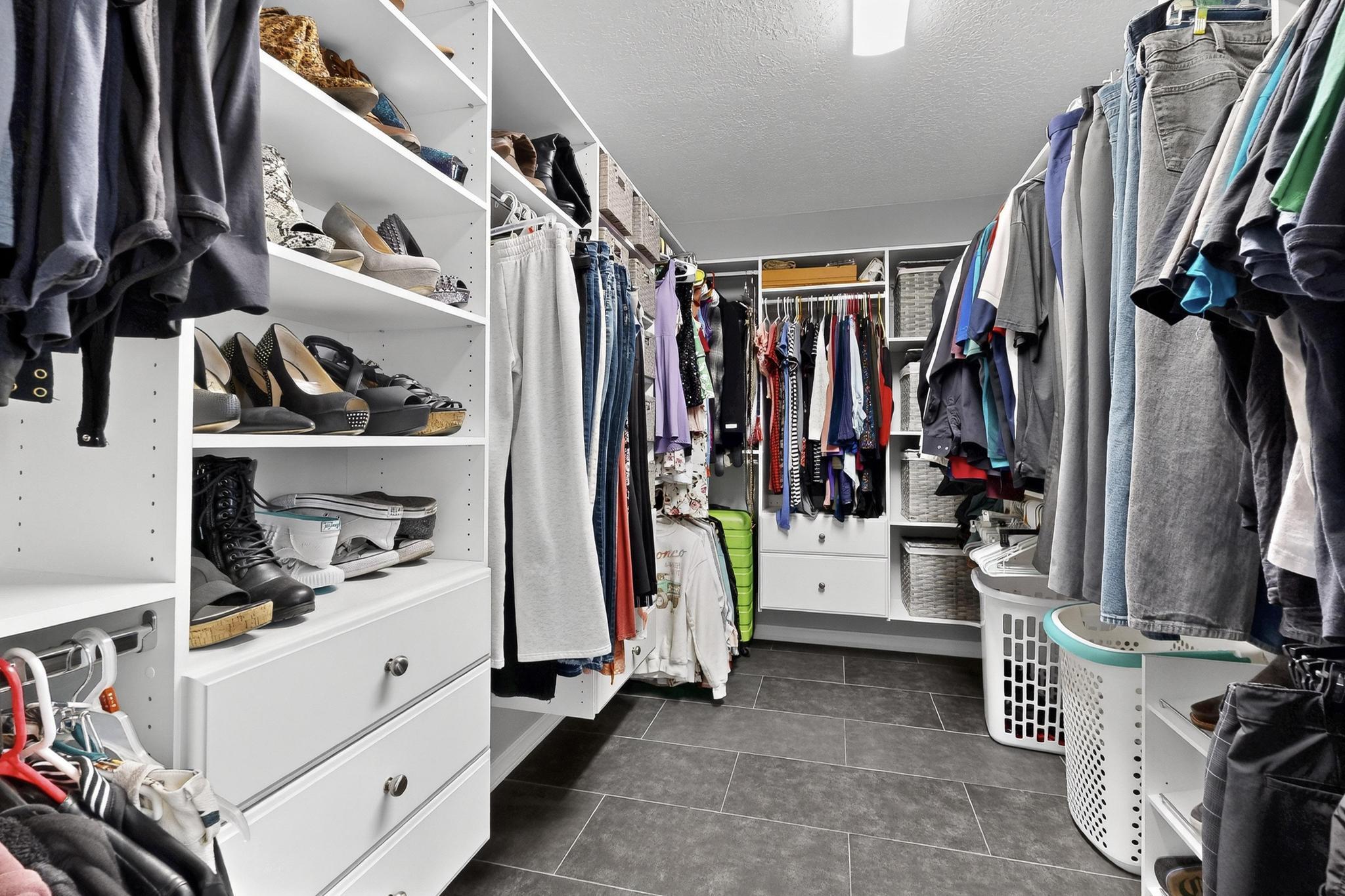 7009 TERRAZAS Road NW