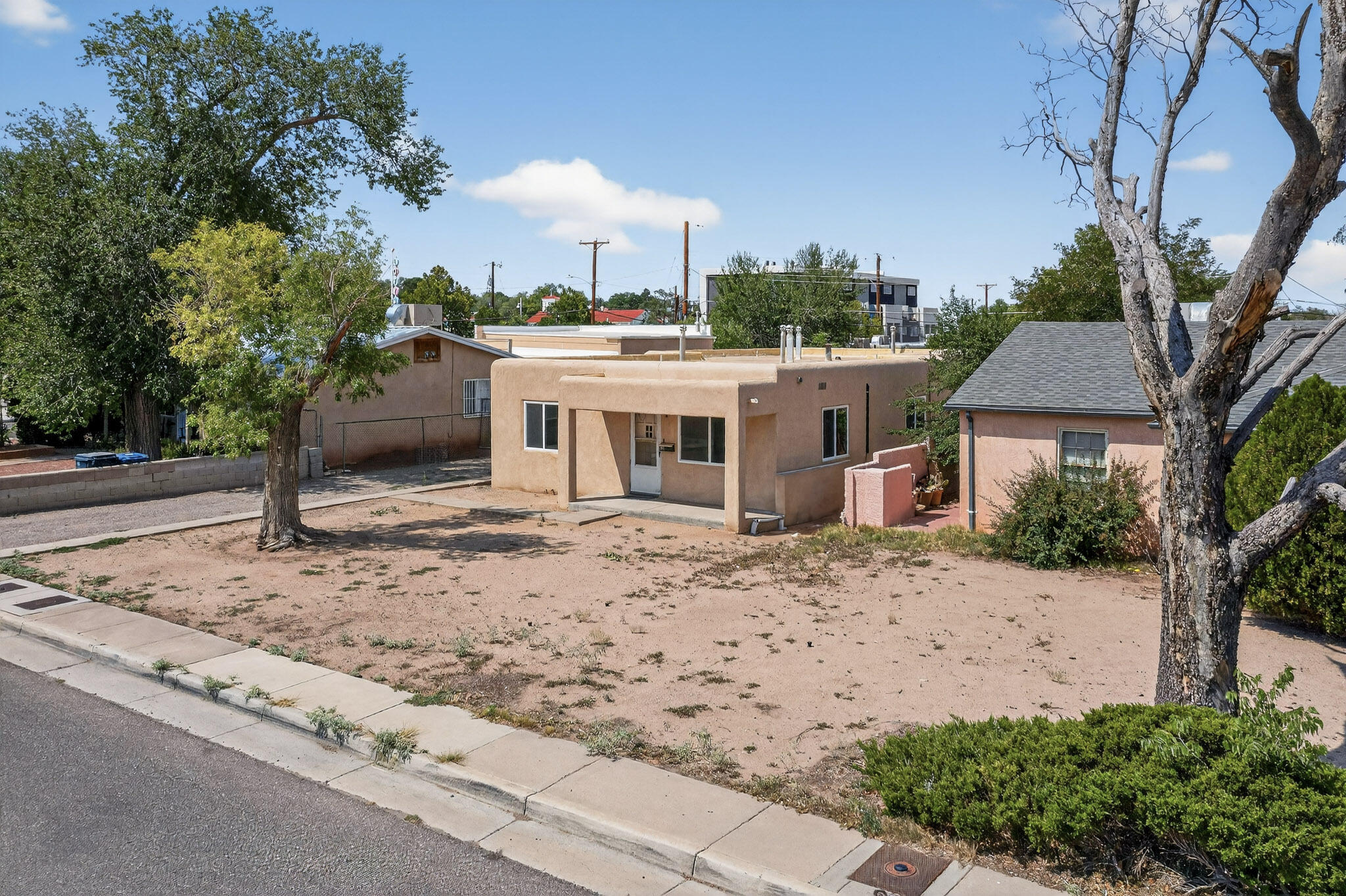 205 MORNINGSIDE 207 Drive NE