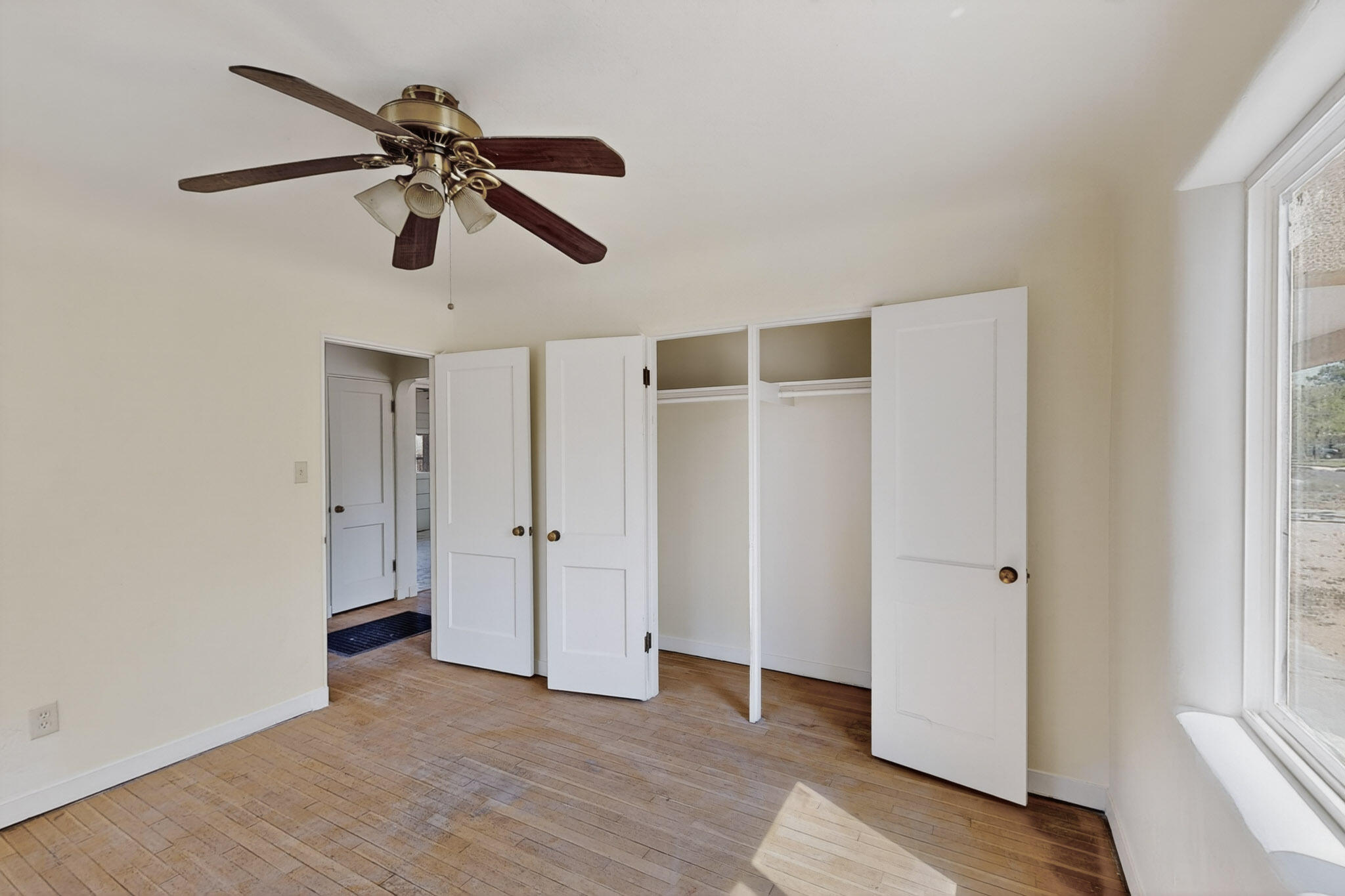 205 MORNINGSIDE 207 Drive NE