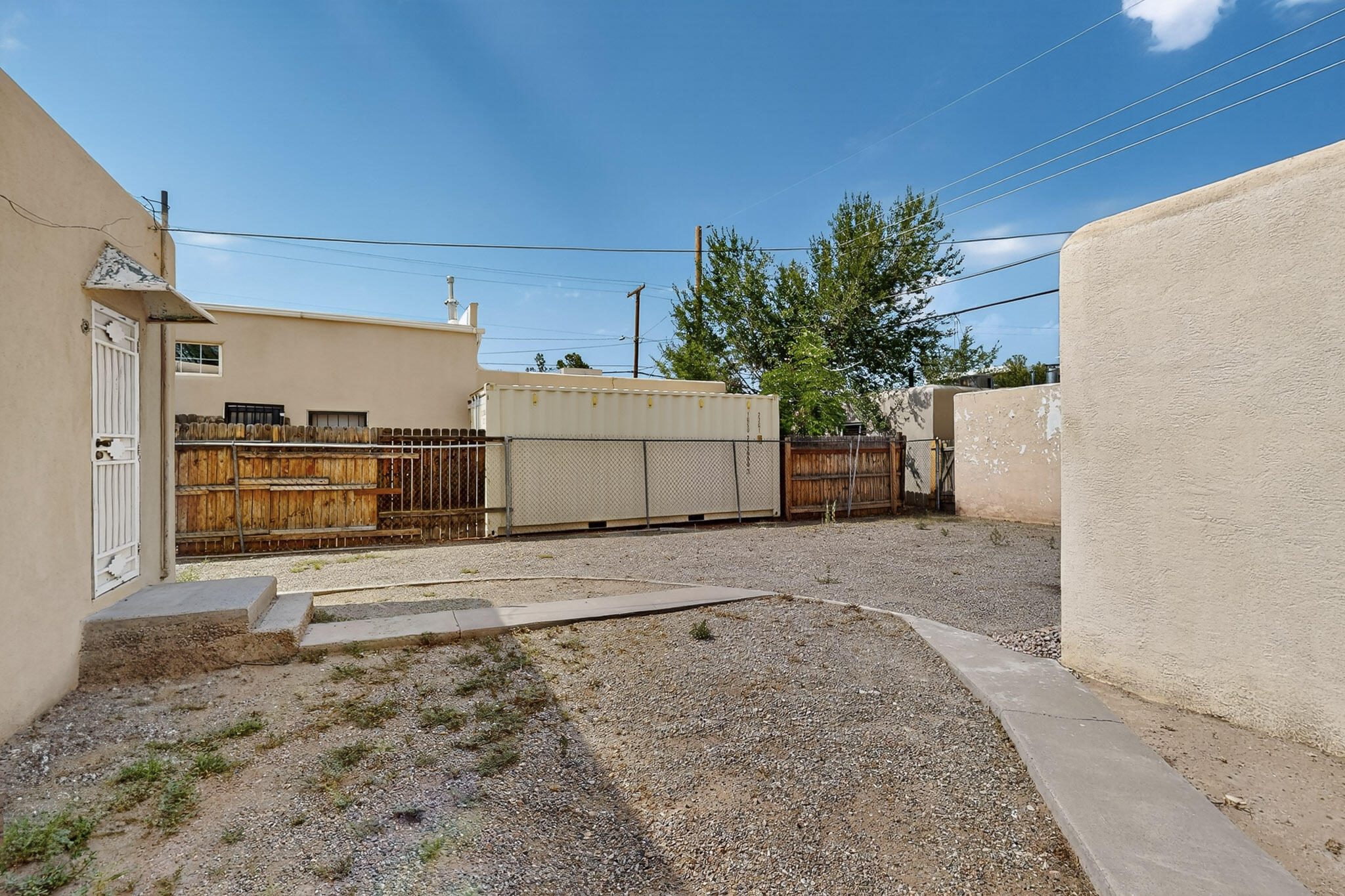 205 MORNINGSIDE 207 Drive NE