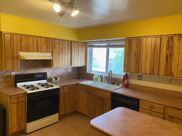 9616 MORROW Avenue NE