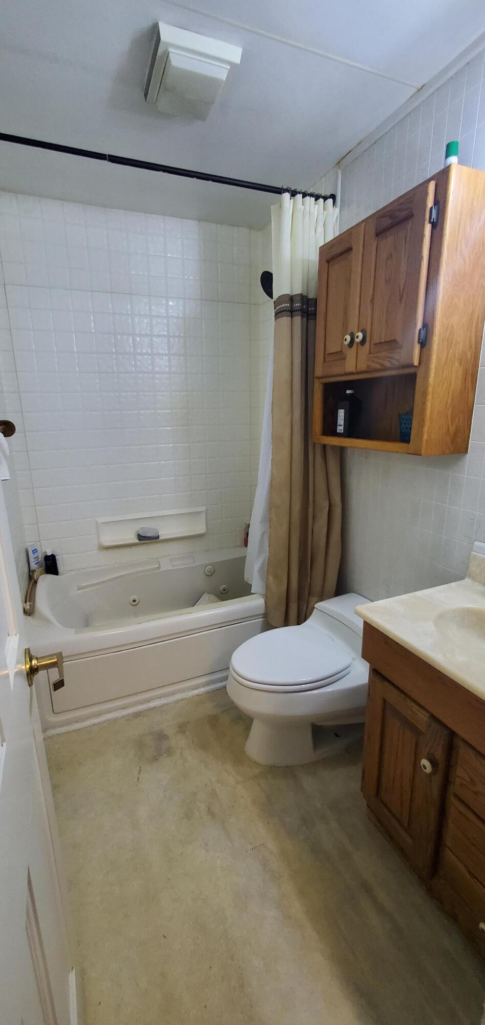 2734 MADISON Street NE