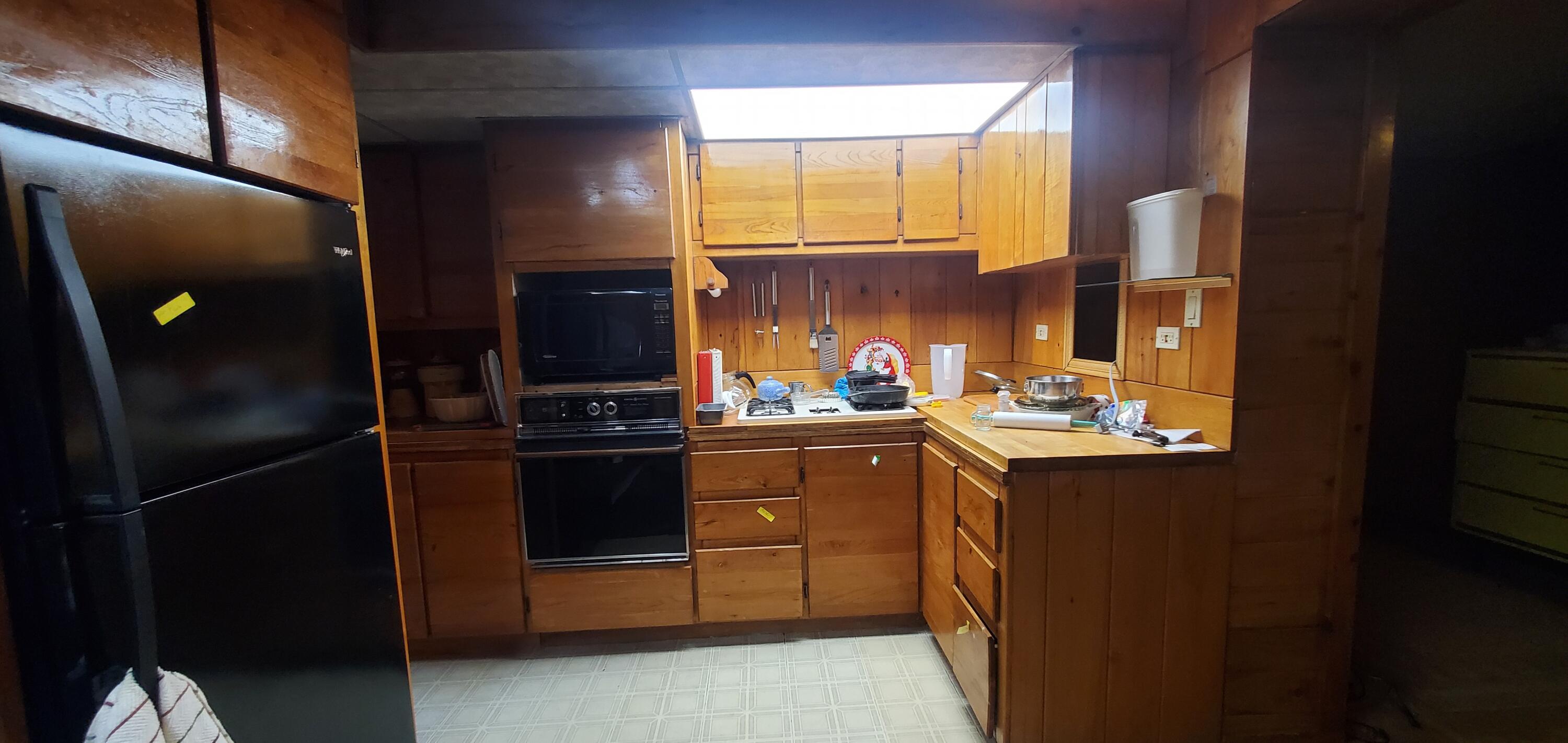 2734 MADISON Street NE