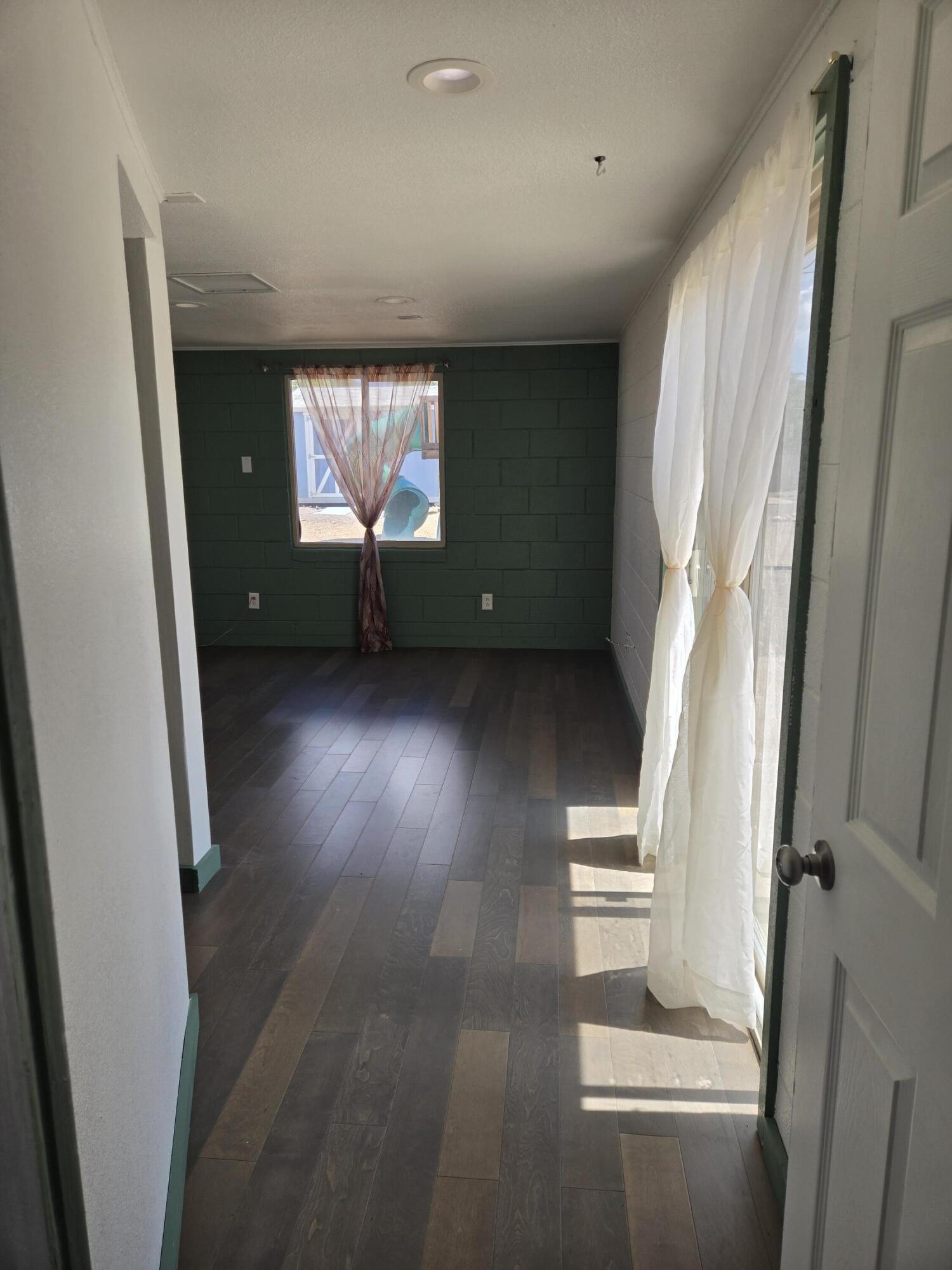 2720 DAKOTA Street NE