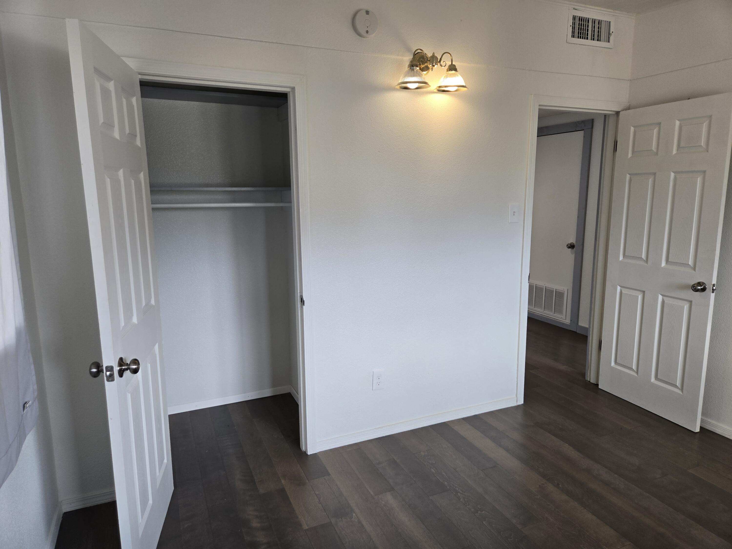 2720 DAKOTA Street NE