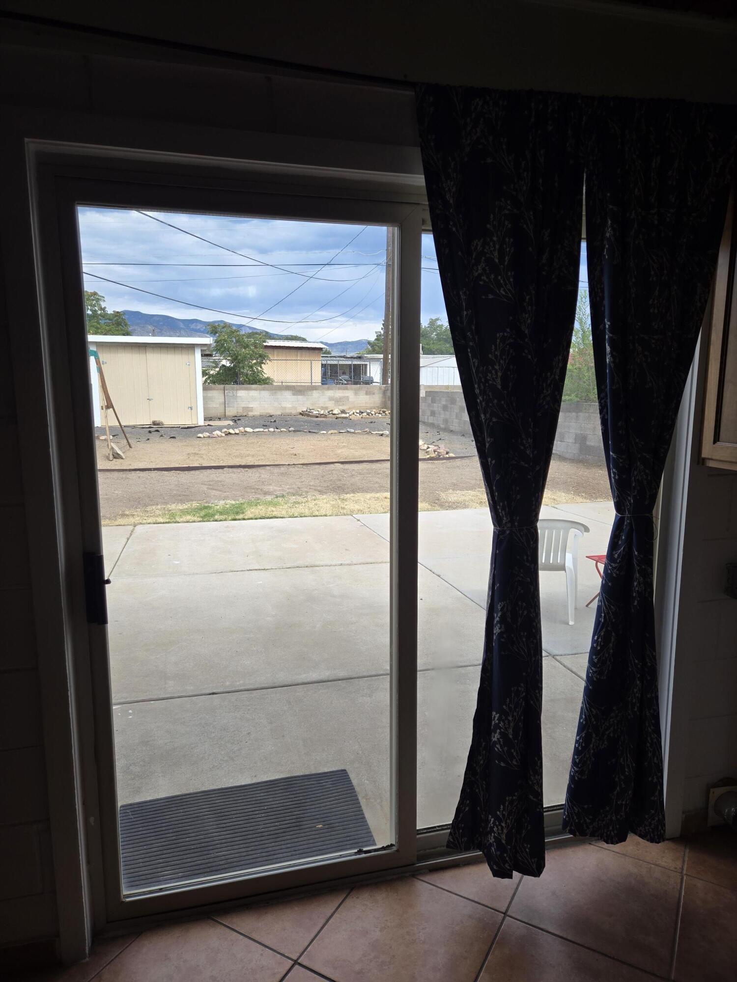 2720 DAKOTA Street NE