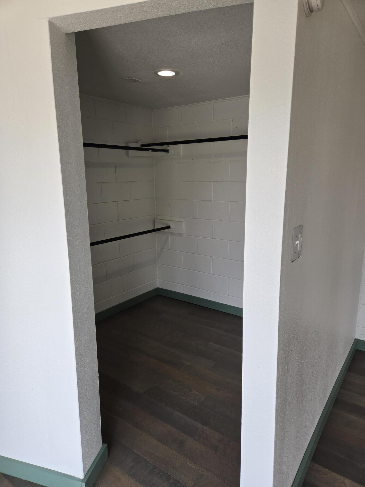 2720 DAKOTA Street NE