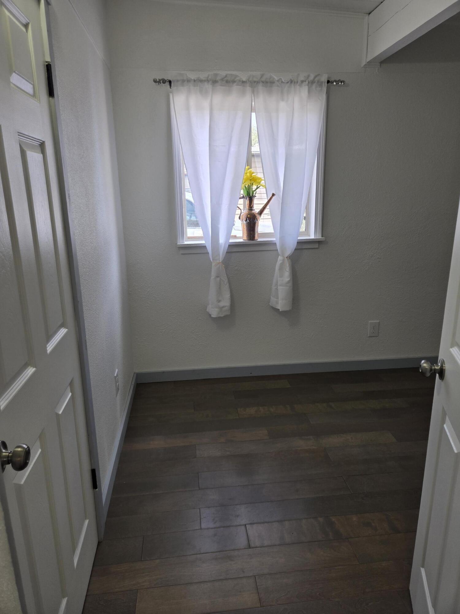 2720 DAKOTA Street NE