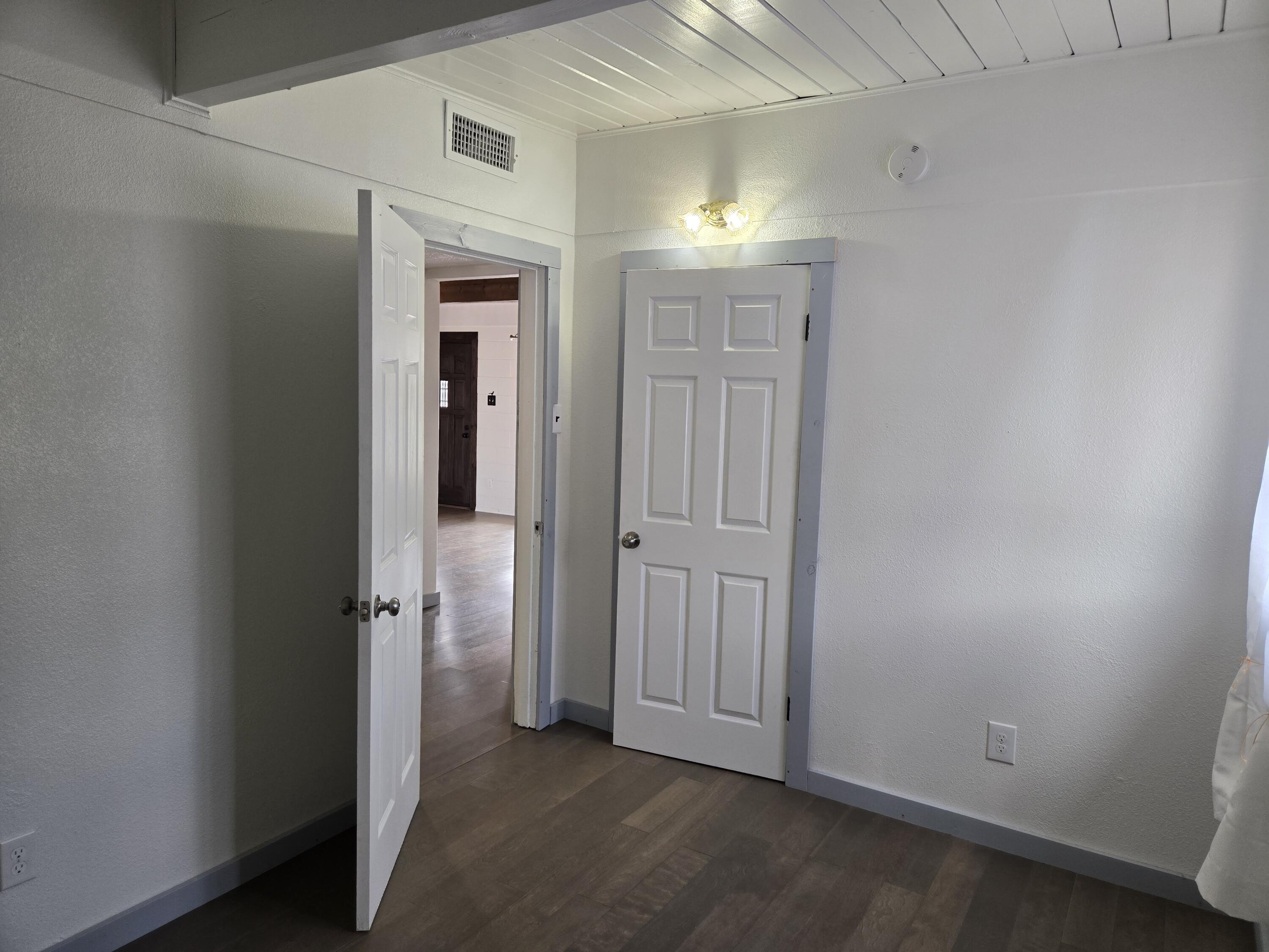 2720 DAKOTA Street NE