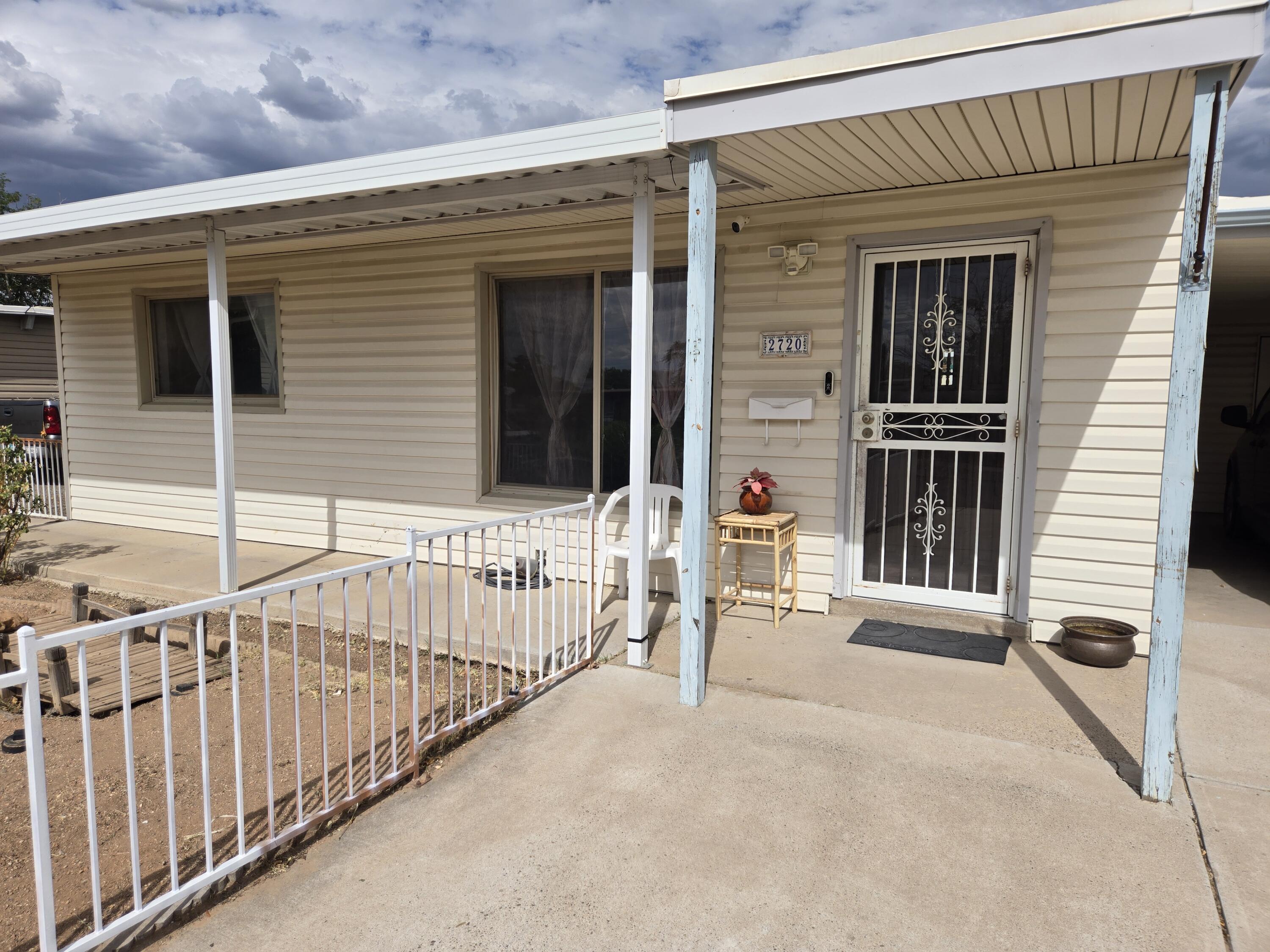 2720 DAKOTA Street NE