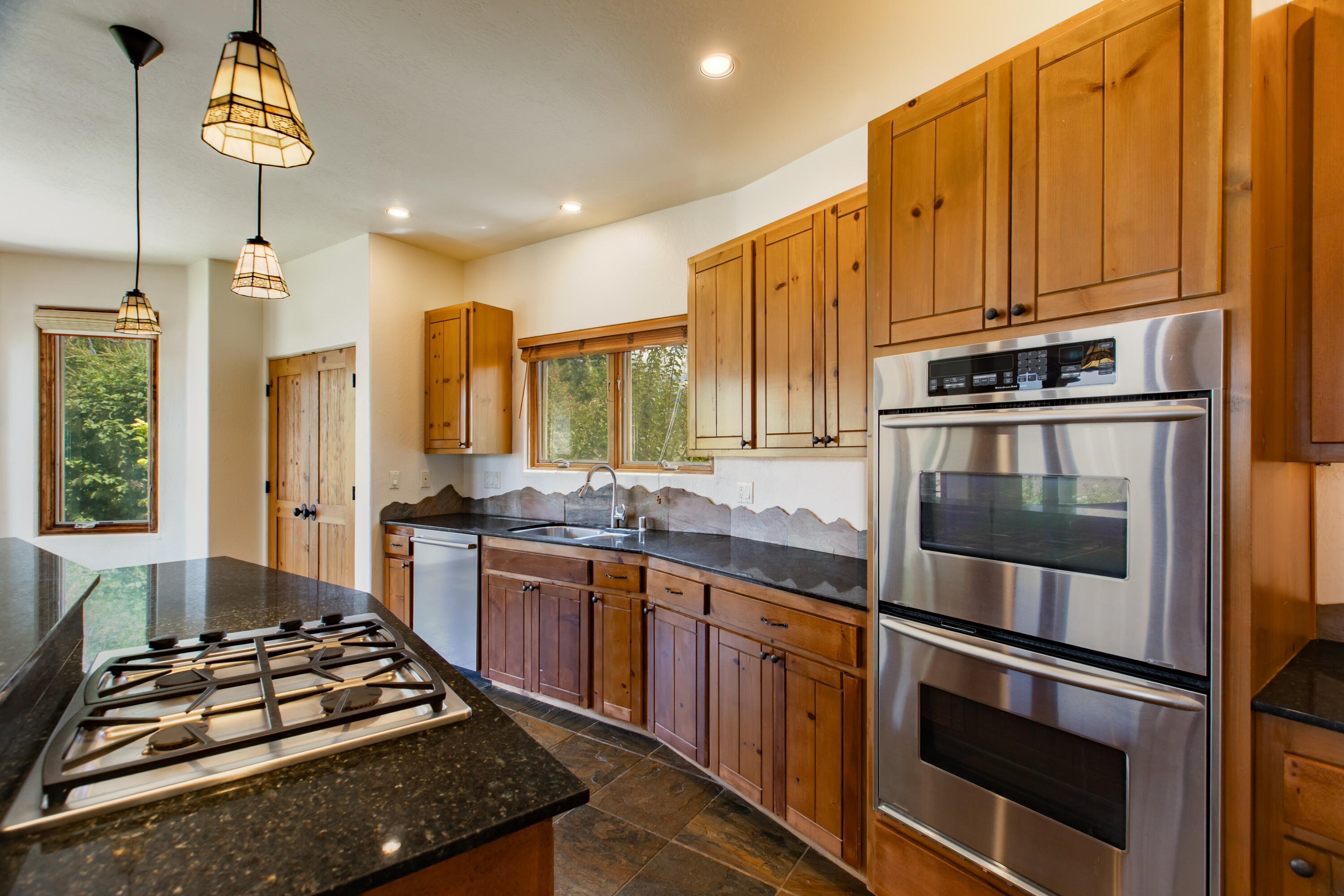 11000 RICHFIELD Avenue NE