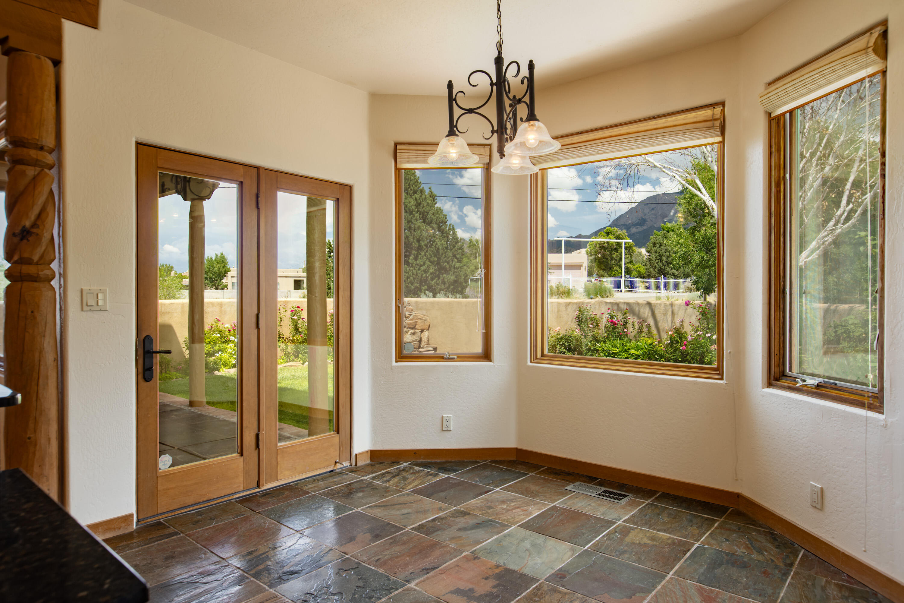 11000 RICHFIELD Avenue NE