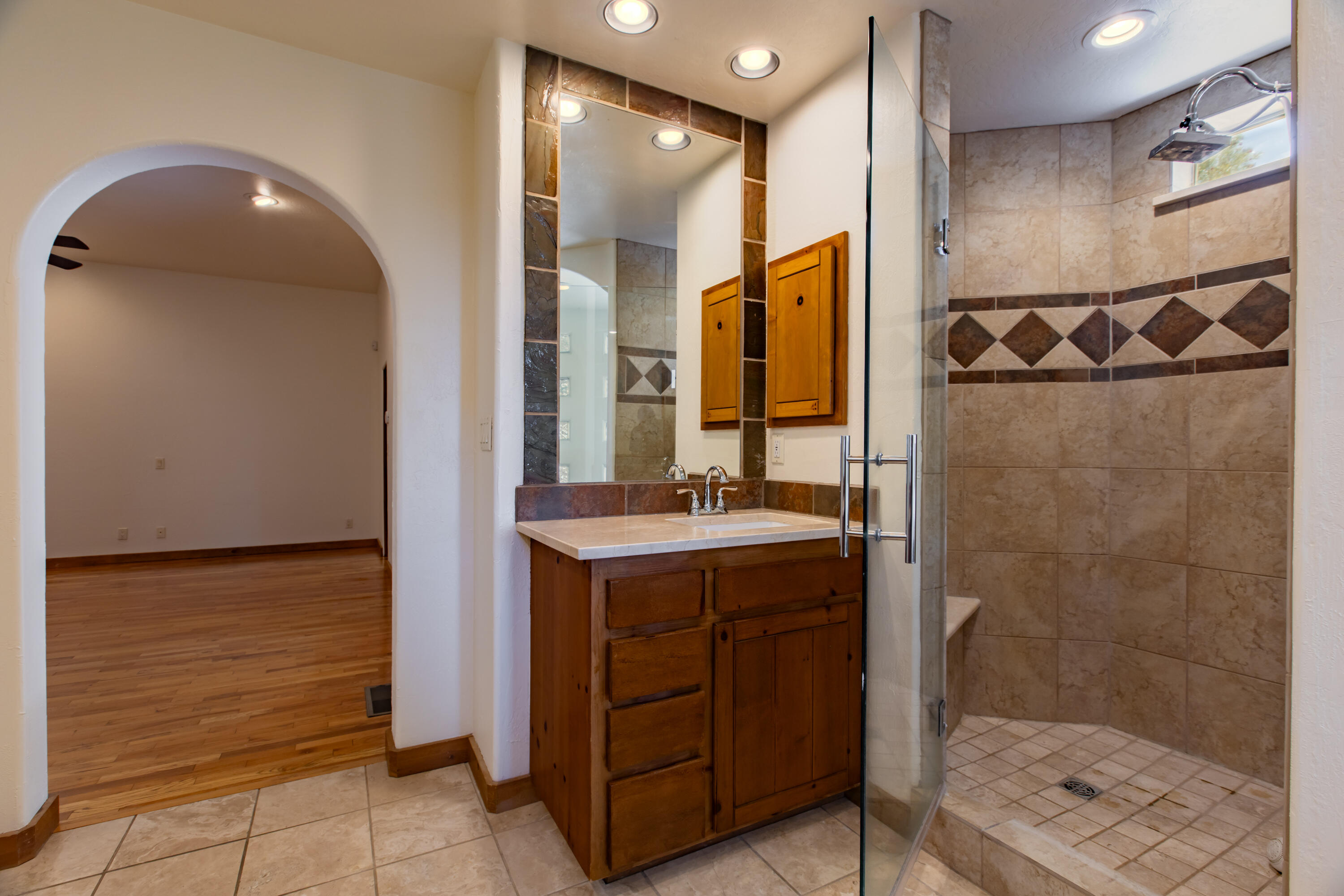 11000 RICHFIELD Avenue NE