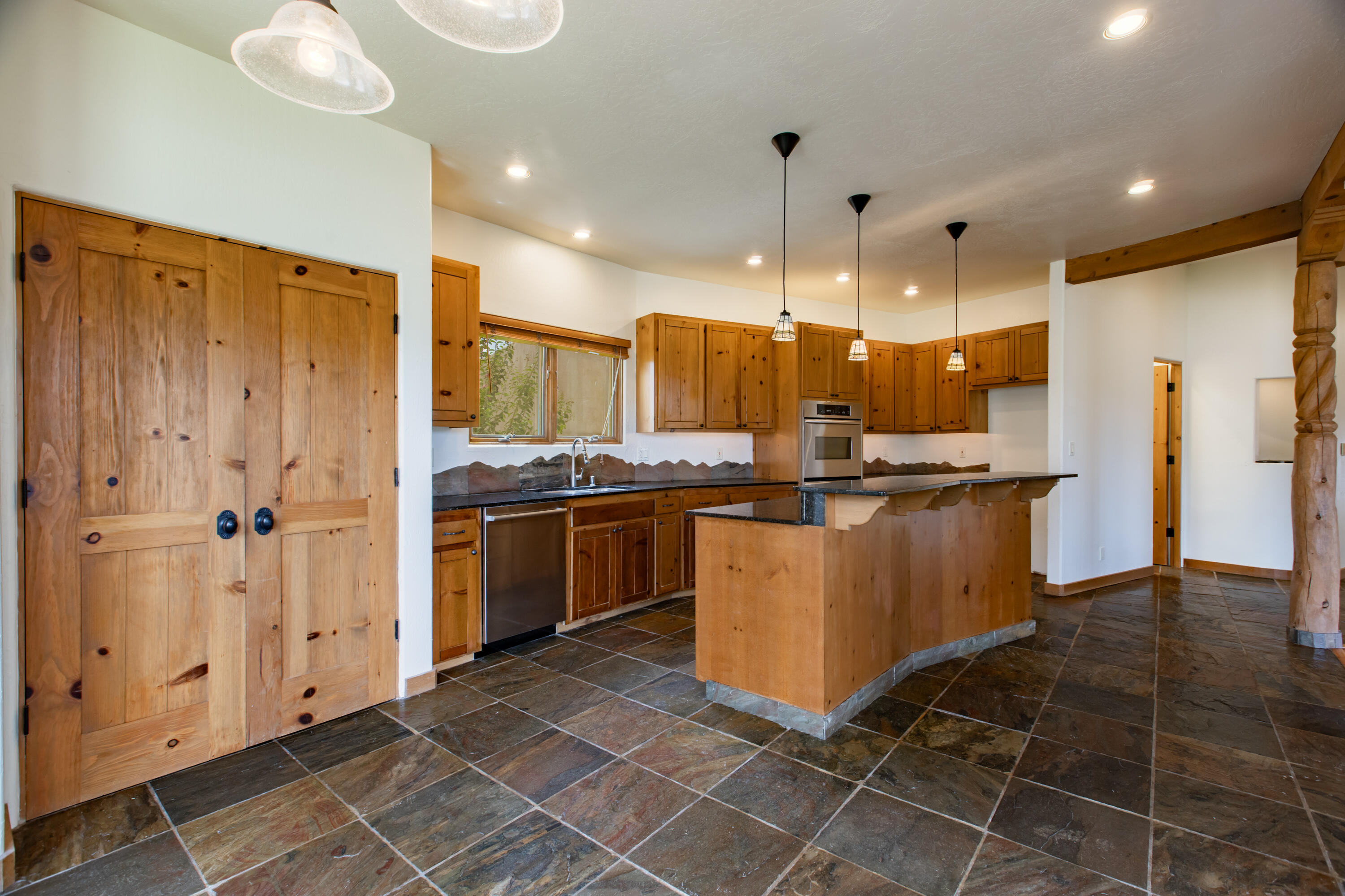 11000 RICHFIELD Avenue NE