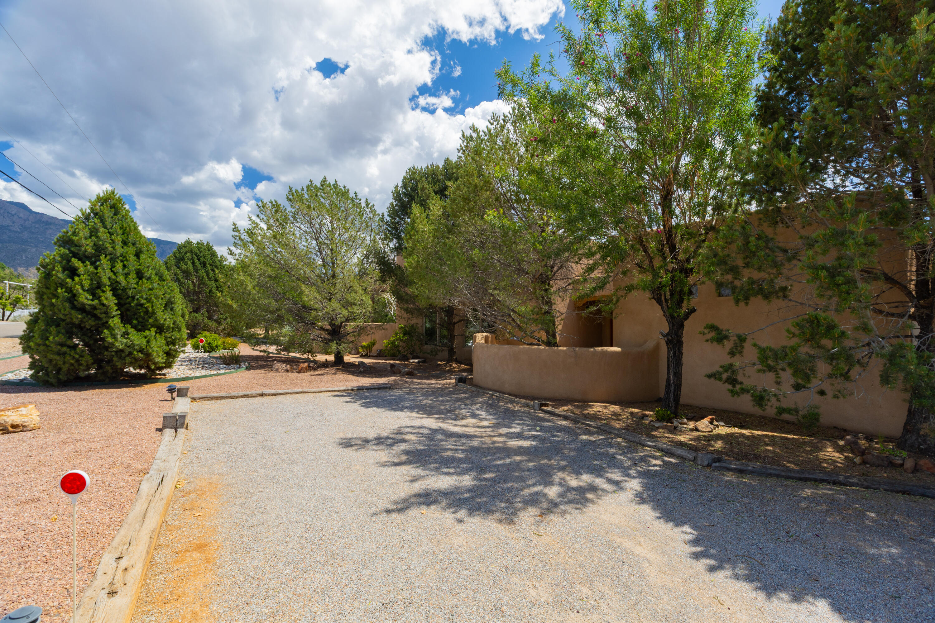 11000 RICHFIELD Avenue NE