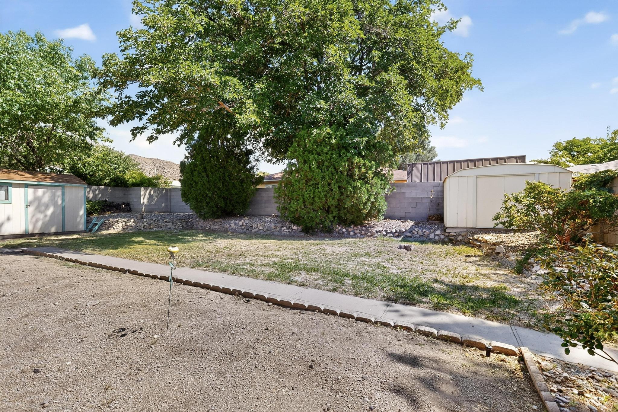 12312 PHOENIX Avenue NE