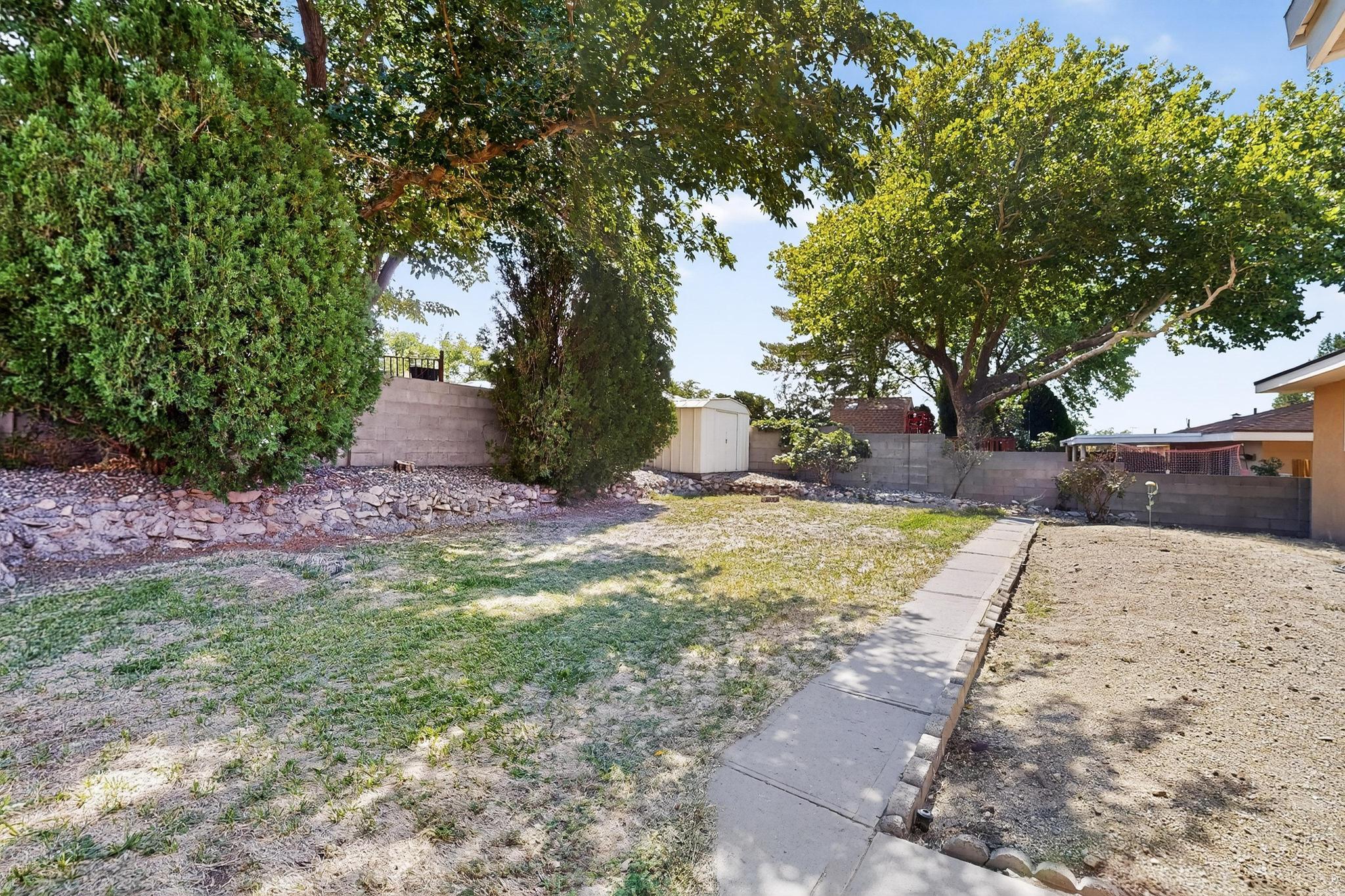 12312 PHOENIX Avenue NE
