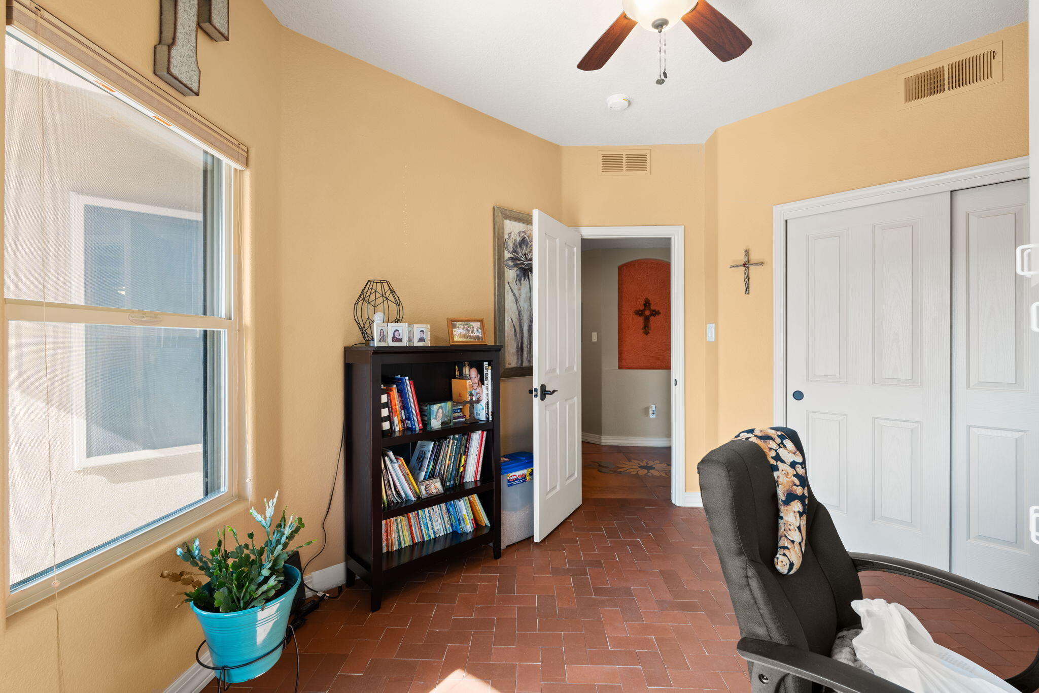 3916 ROCK DOVE Trail NW