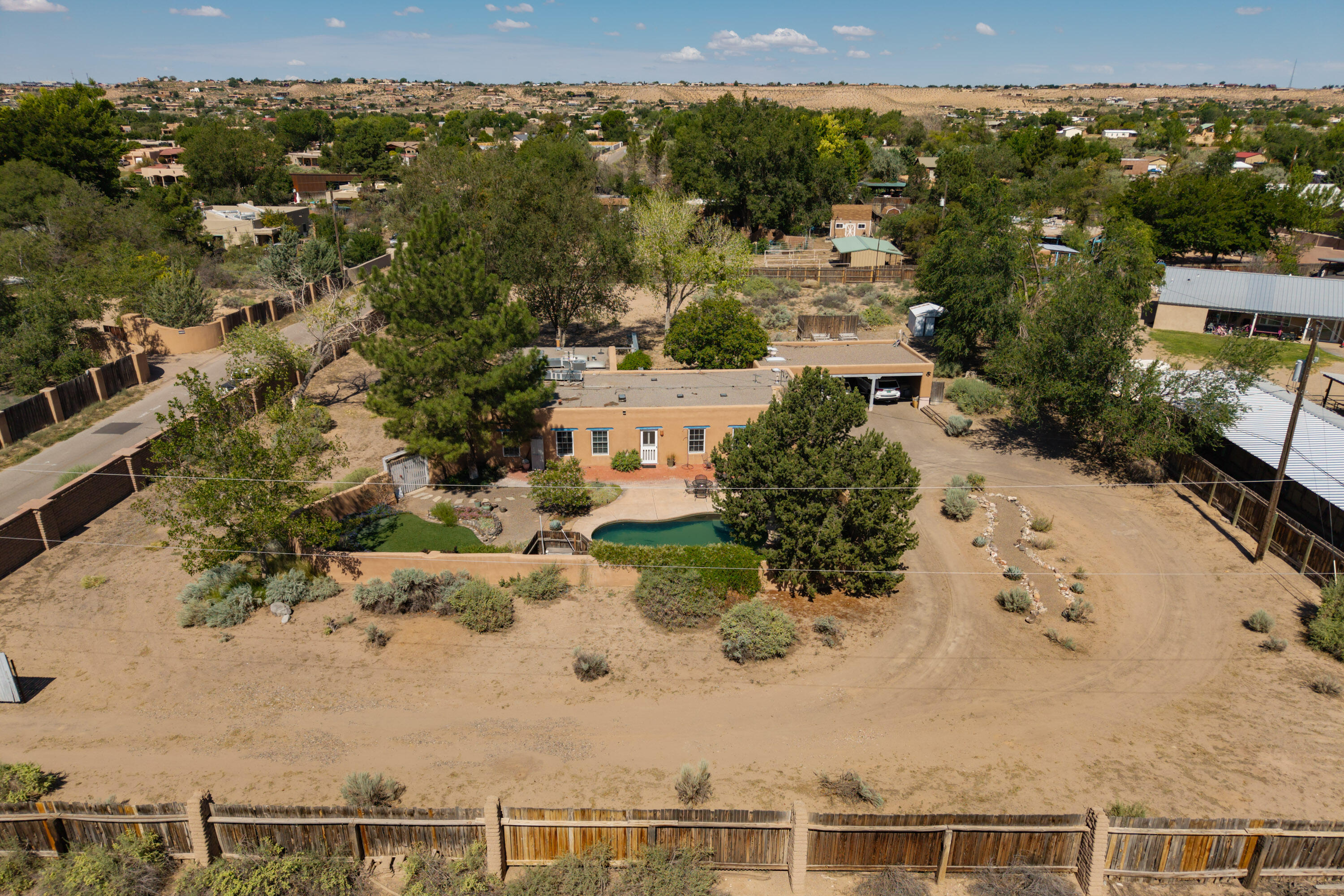 440 CAMINO HERMOSA