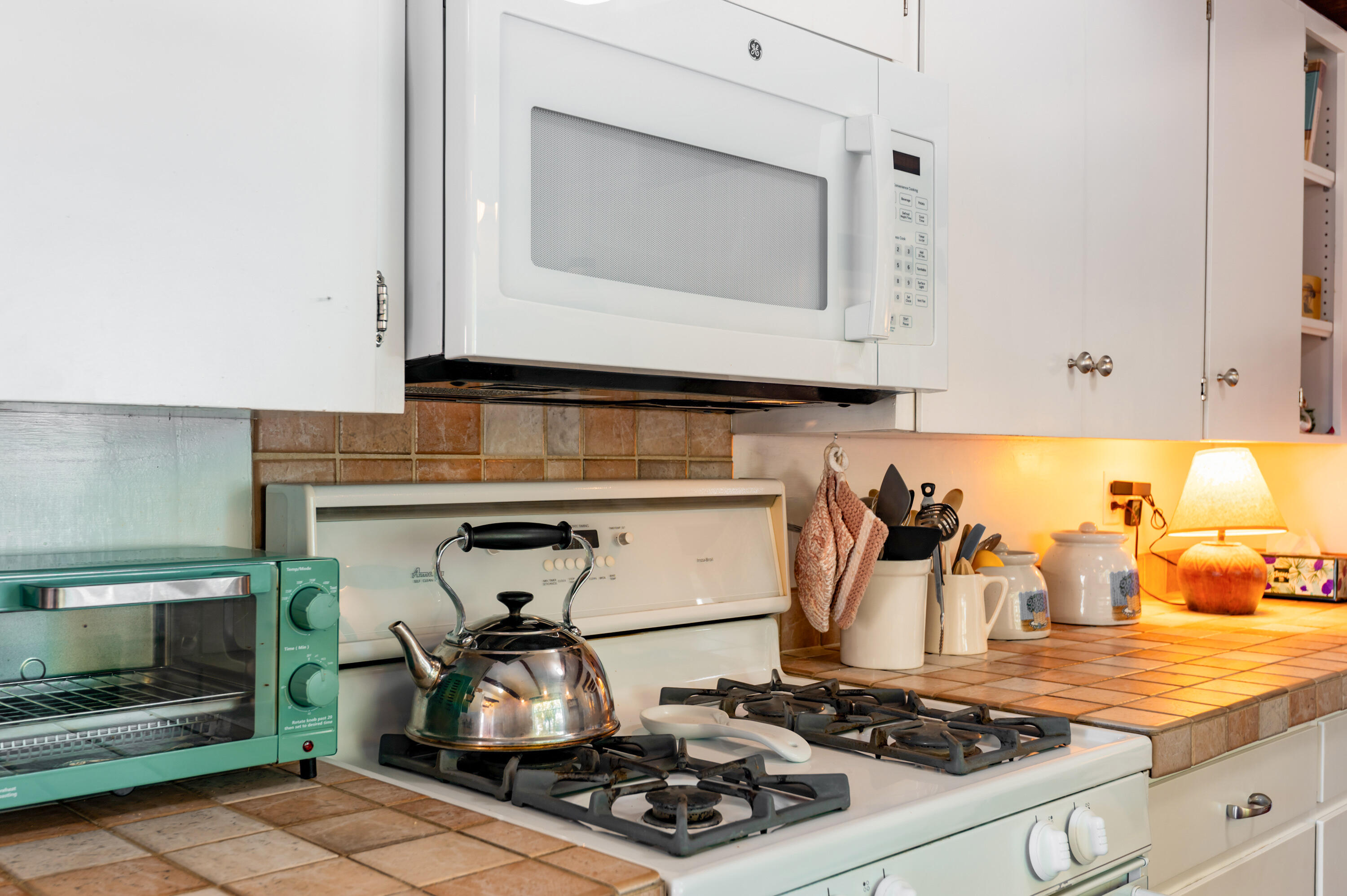 440 CAMINO HERMOSA