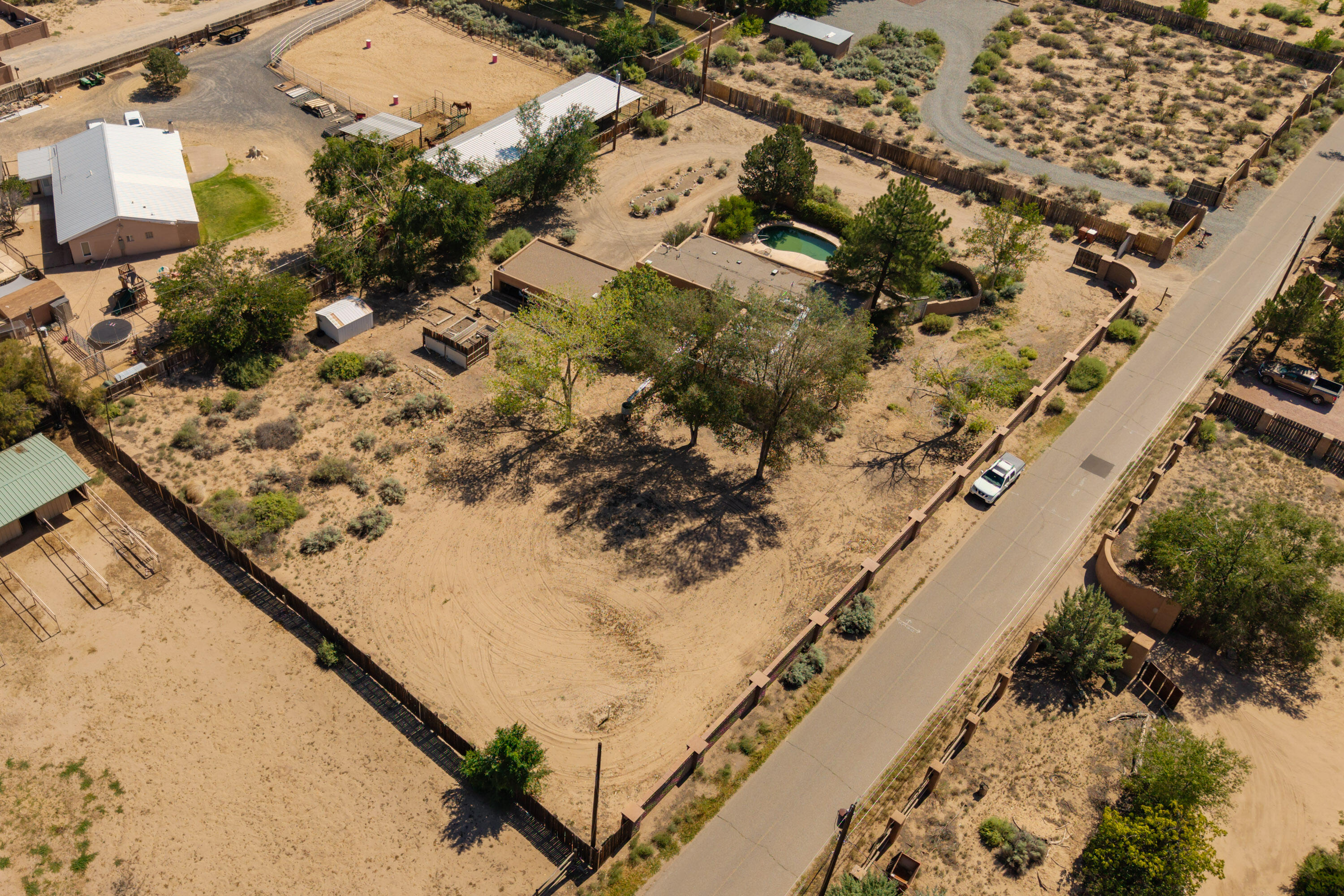 440 CAMINO HERMOSA