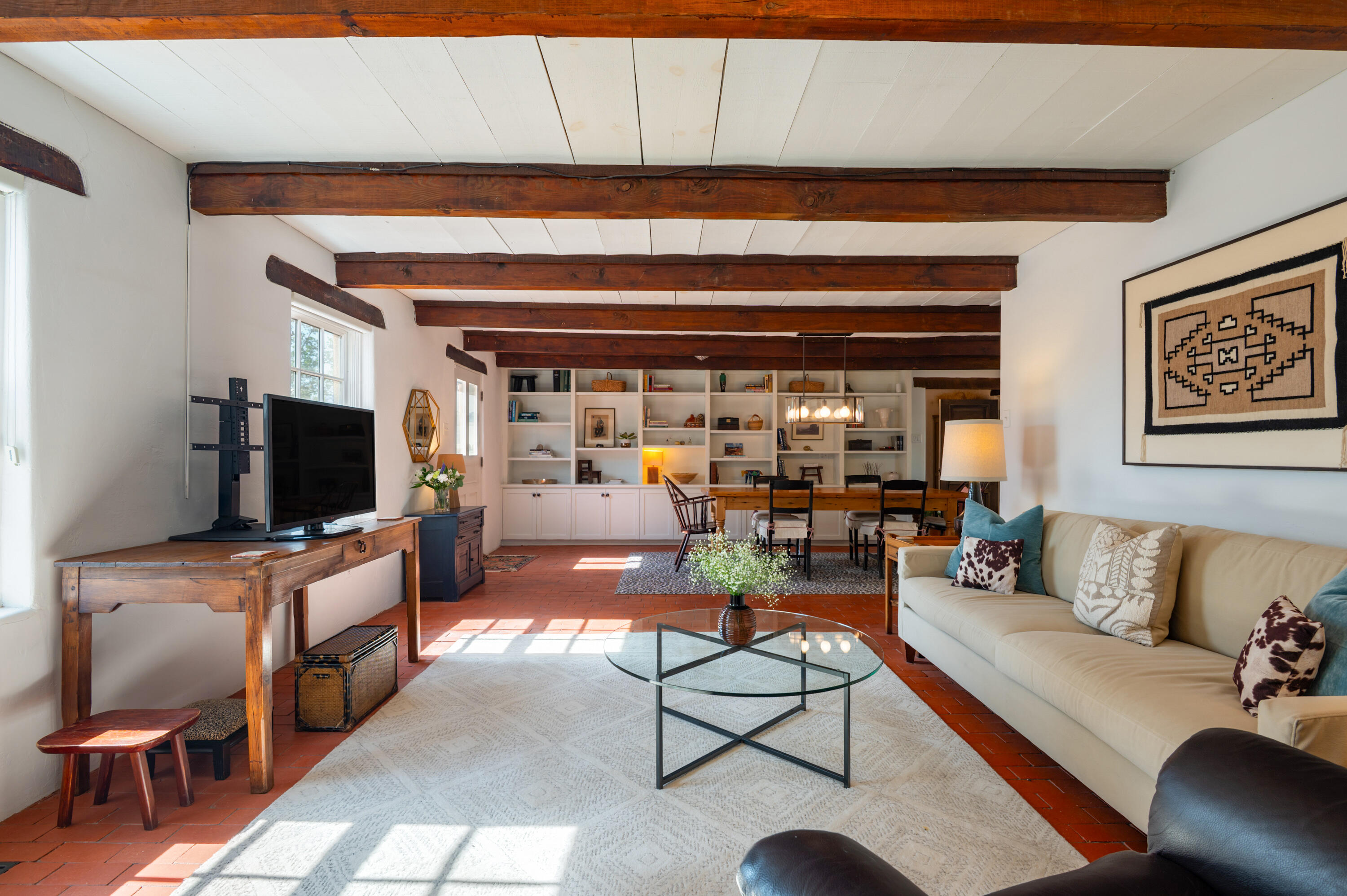 440 CAMINO HERMOSA