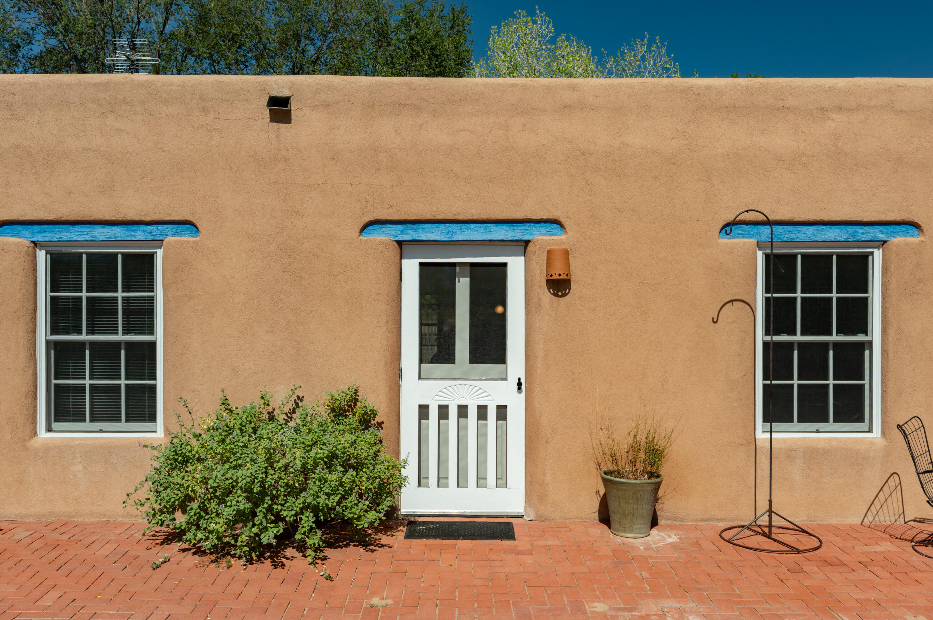 440 CAMINO HERMOSA